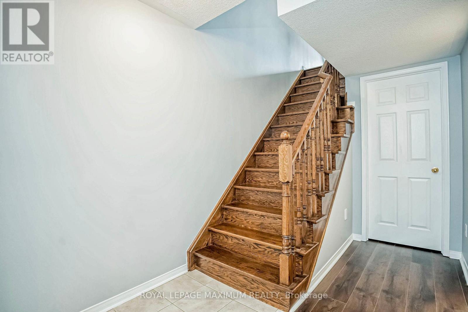 












31 JOSEPH GRIFFITH LANE

,
Toronto,




Ontario
M3L0C8

