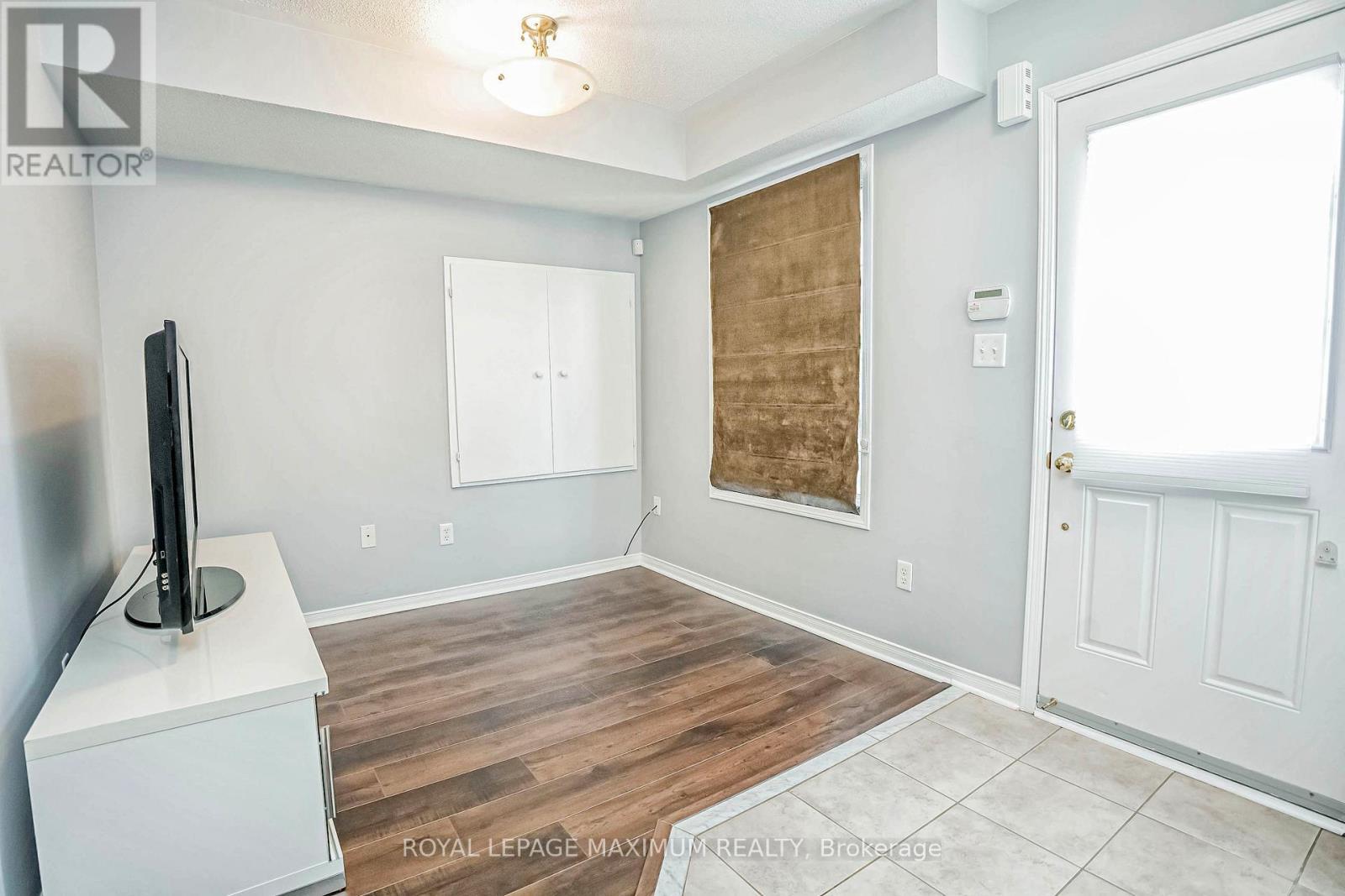 












31 JOSEPH GRIFFITH LANE

,
Toronto,




Ontario
M3L0C8

