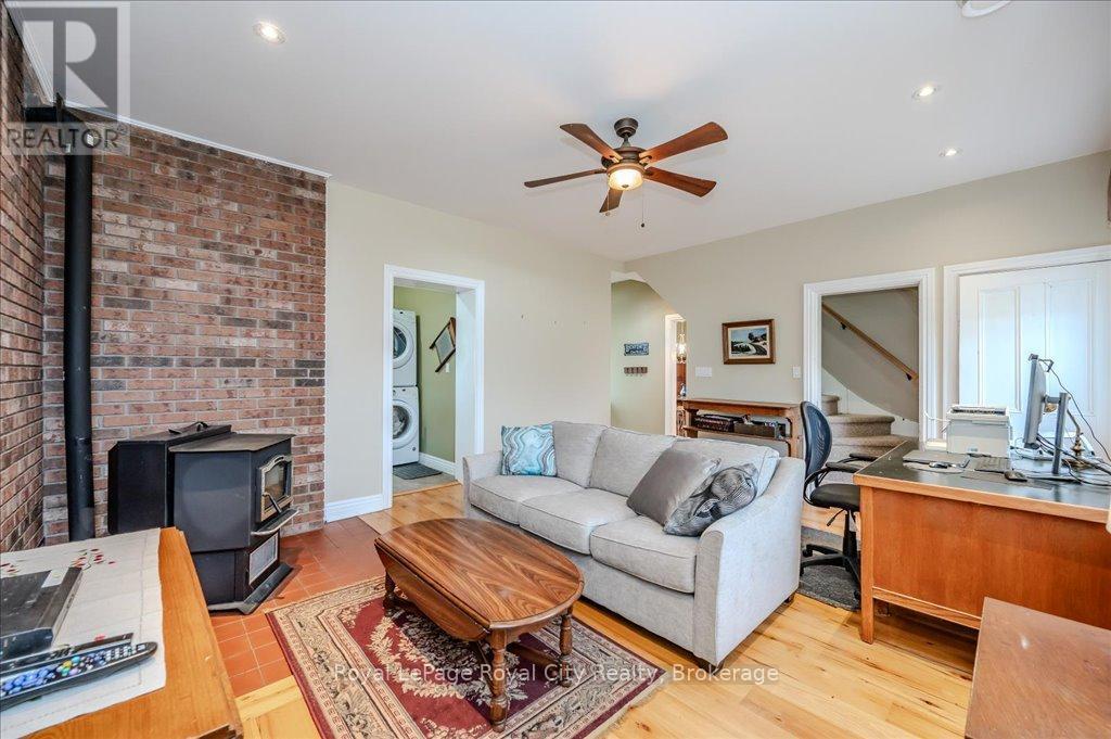 












5477 WELLINGTON 29 ROAD

,
Guelph/Eramosa,







Ontario
N0B2K0

