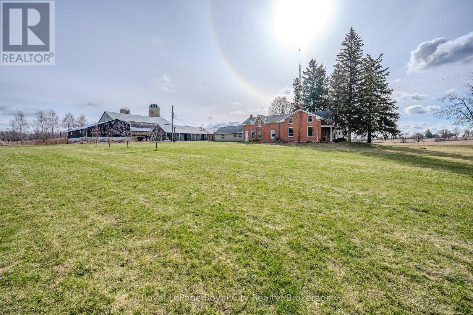 












5477 WELLINGTON 29 ROAD

,
Guelph/Eramosa,







Ontario
N0B2K0

