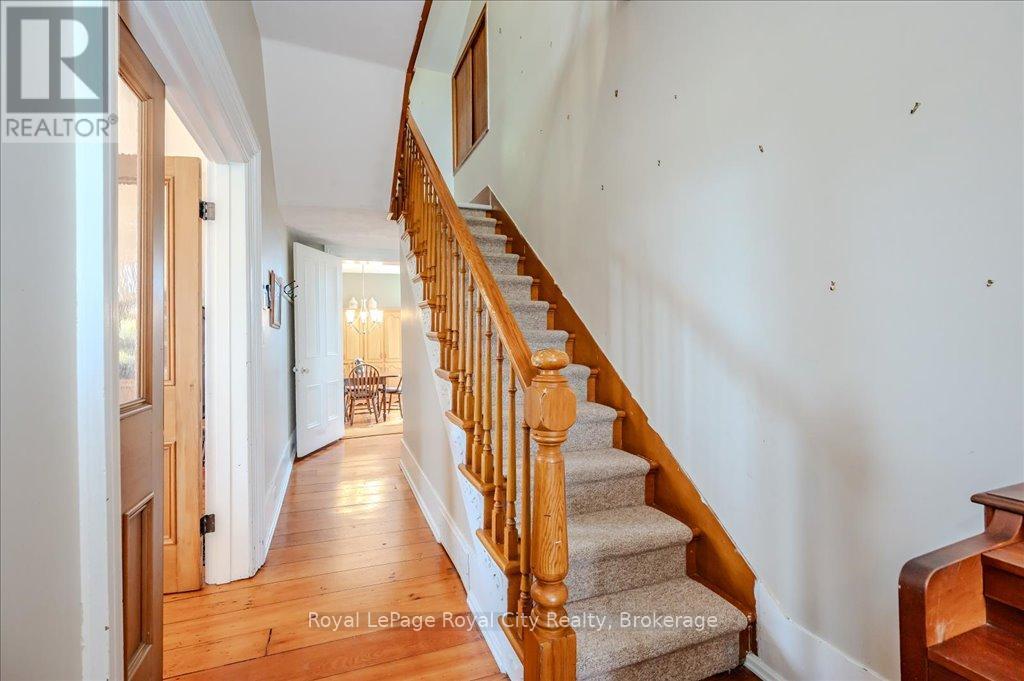 












5477 WELLINGTON 29 ROAD

,
Guelph/Eramosa,







Ontario
N0B2K0

