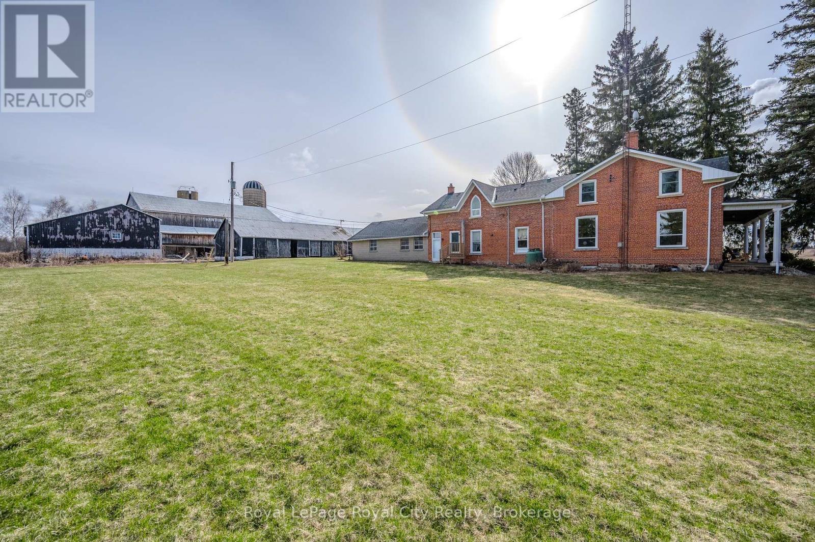 












5477 WELLINGTON 29 ROAD

,
Guelph/Eramosa,







Ontario
N0B2K0

