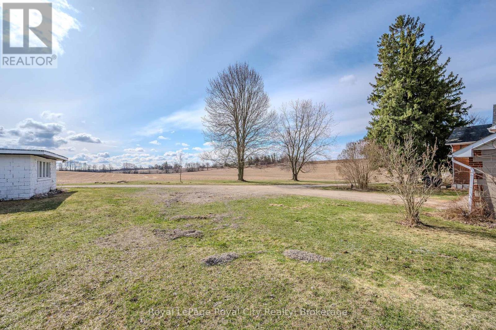 












5477 WELLINGTON 29 ROAD

,
Guelph/Eramosa,







Ontario
N0B2K0

