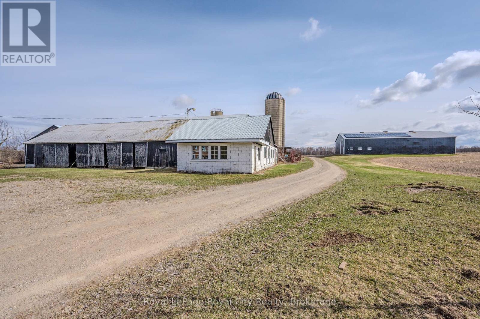 












5477 WELLINGTON 29 ROAD

,
Guelph/Eramosa,







Ontario
N0B2K0

