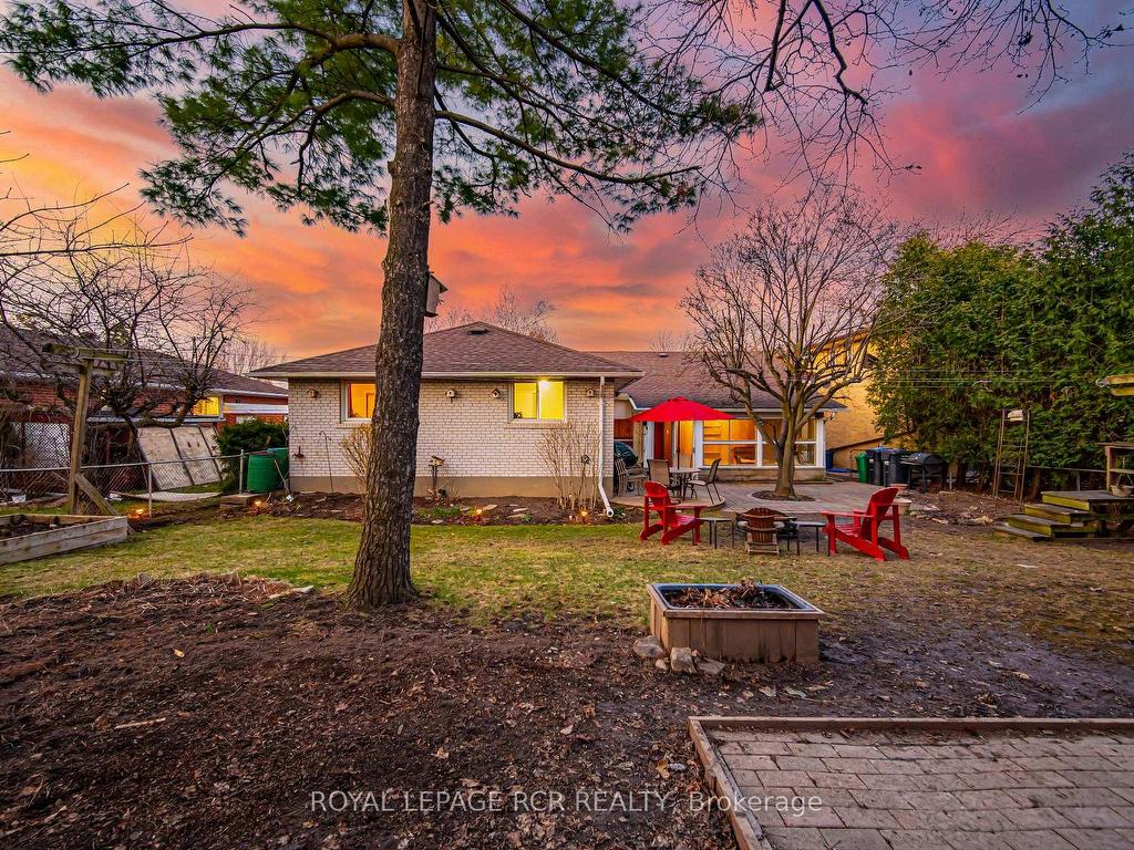 









227


Elizabeth

Street South,
Brampton,




ON
L6Y 1S2

