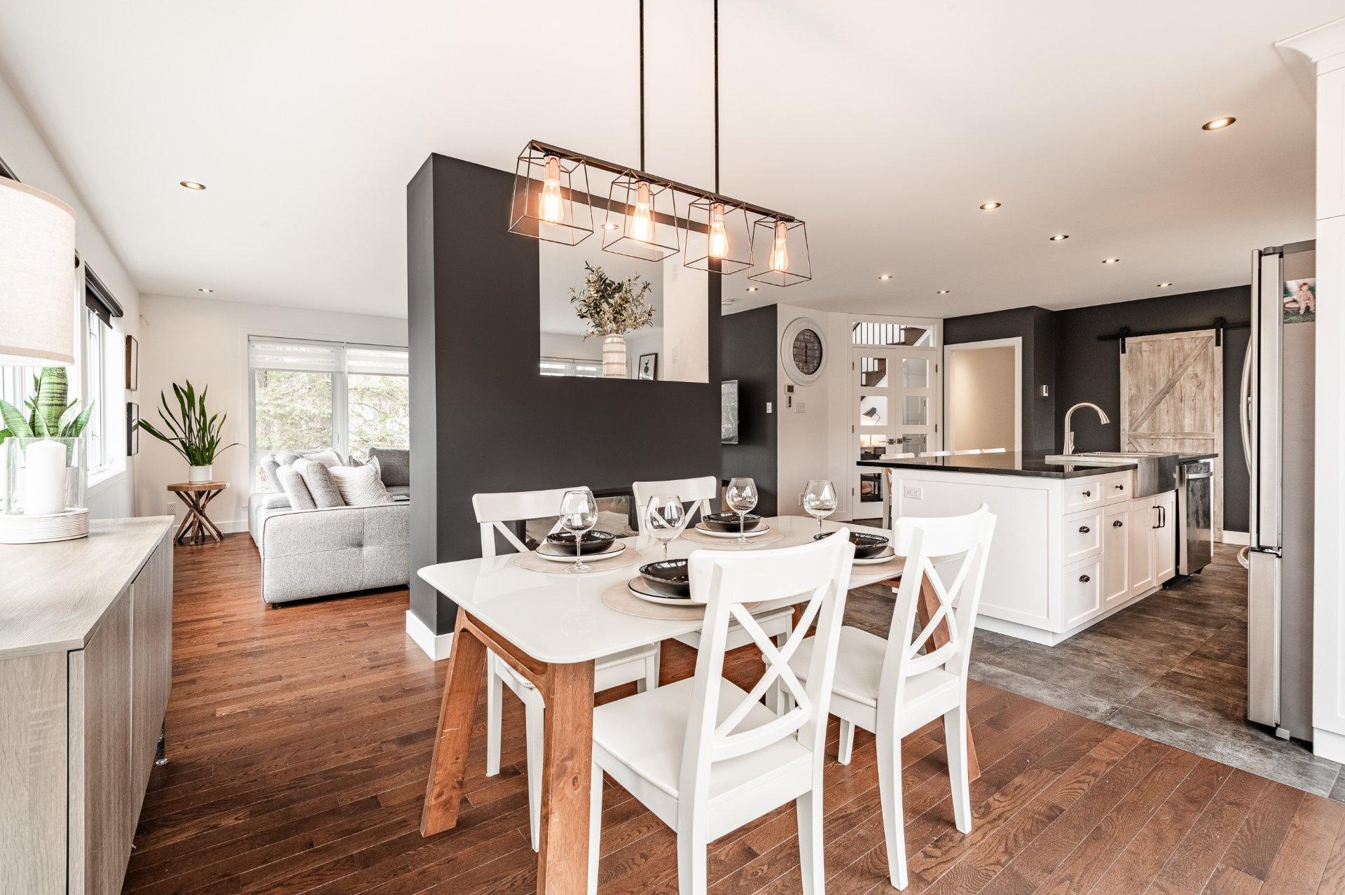 









1160


Rue De Bougainville

,
Saint-Bruno-de-Montarville,




QC
J3V3E7

