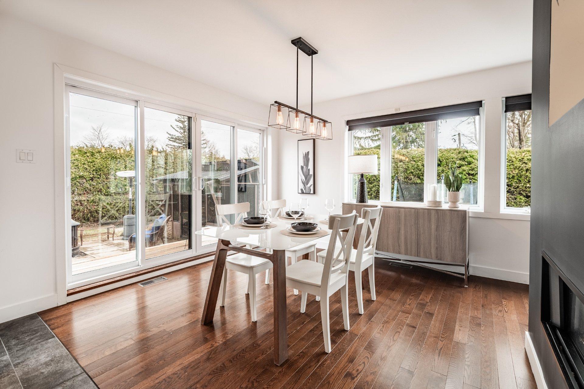 









1160


Rue De Bougainville

,
Saint-Bruno-de-Montarville,




QC
J3V3E7

