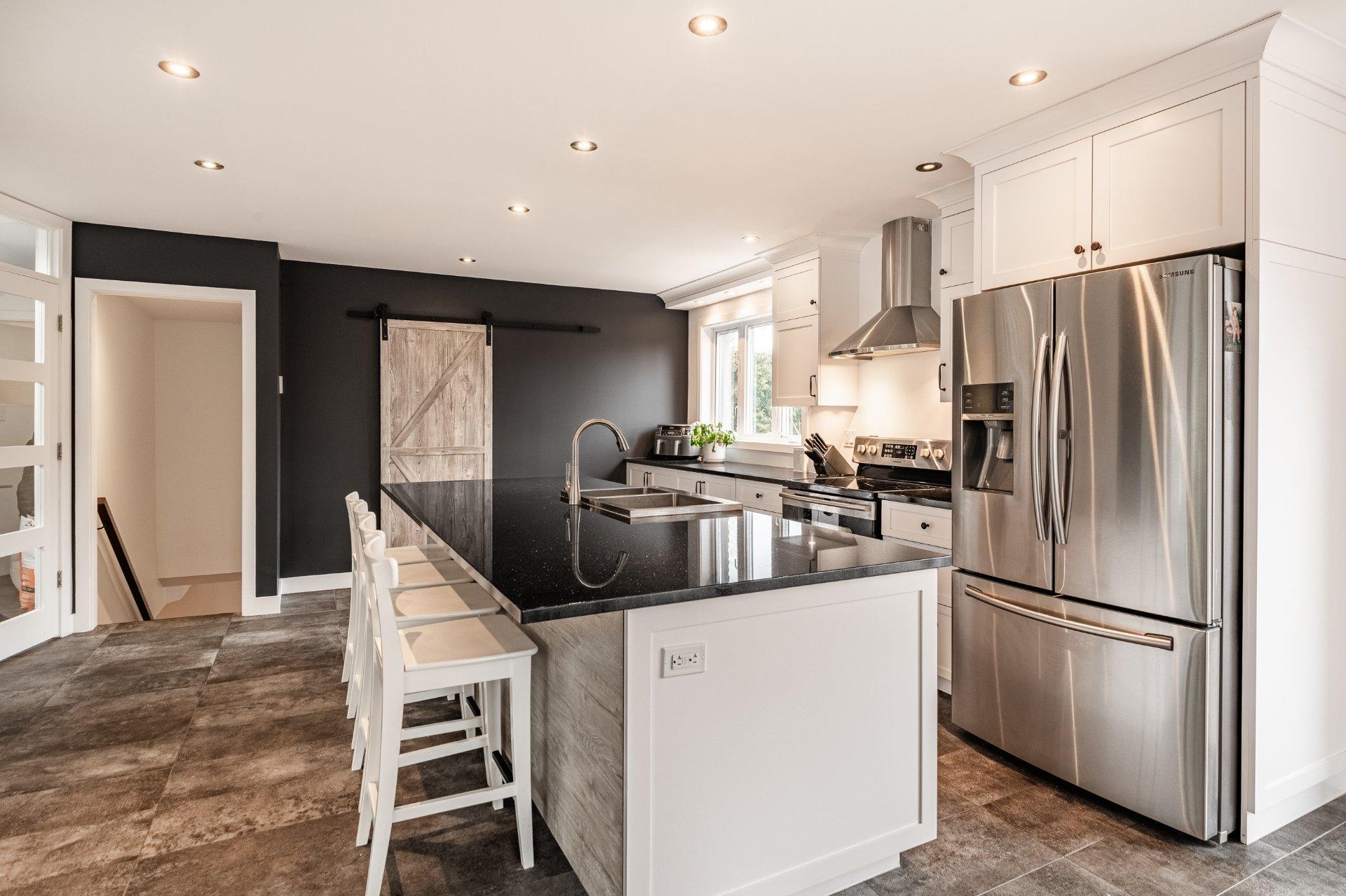 









1160


Rue De Bougainville

,
Saint-Bruno-de-Montarville,




QC
J3V3E7

