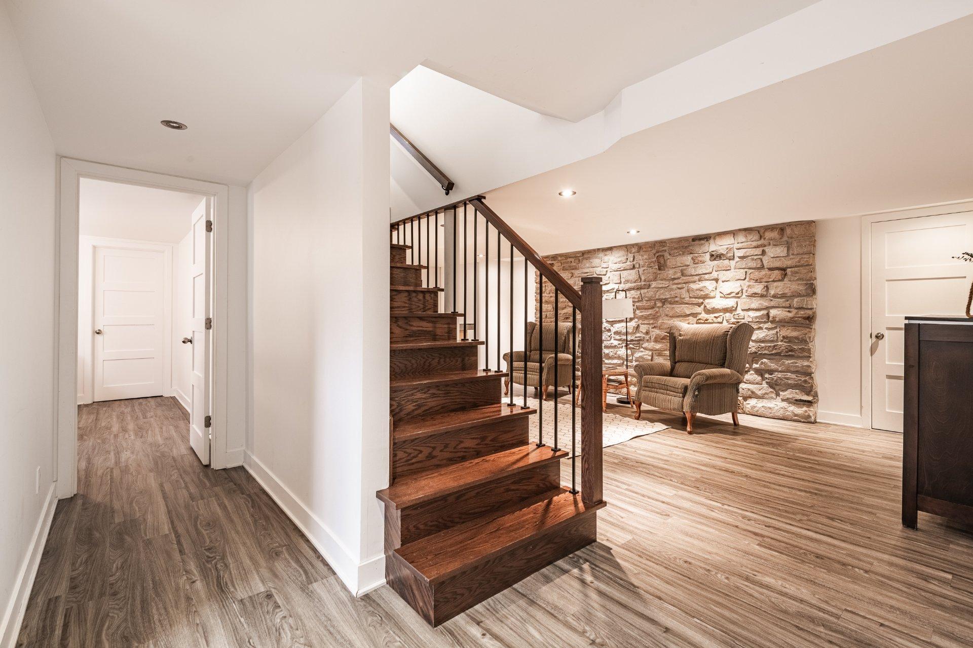 









1160


Rue De Bougainville

,
Saint-Bruno-de-Montarville,




QC
J3V3E7

