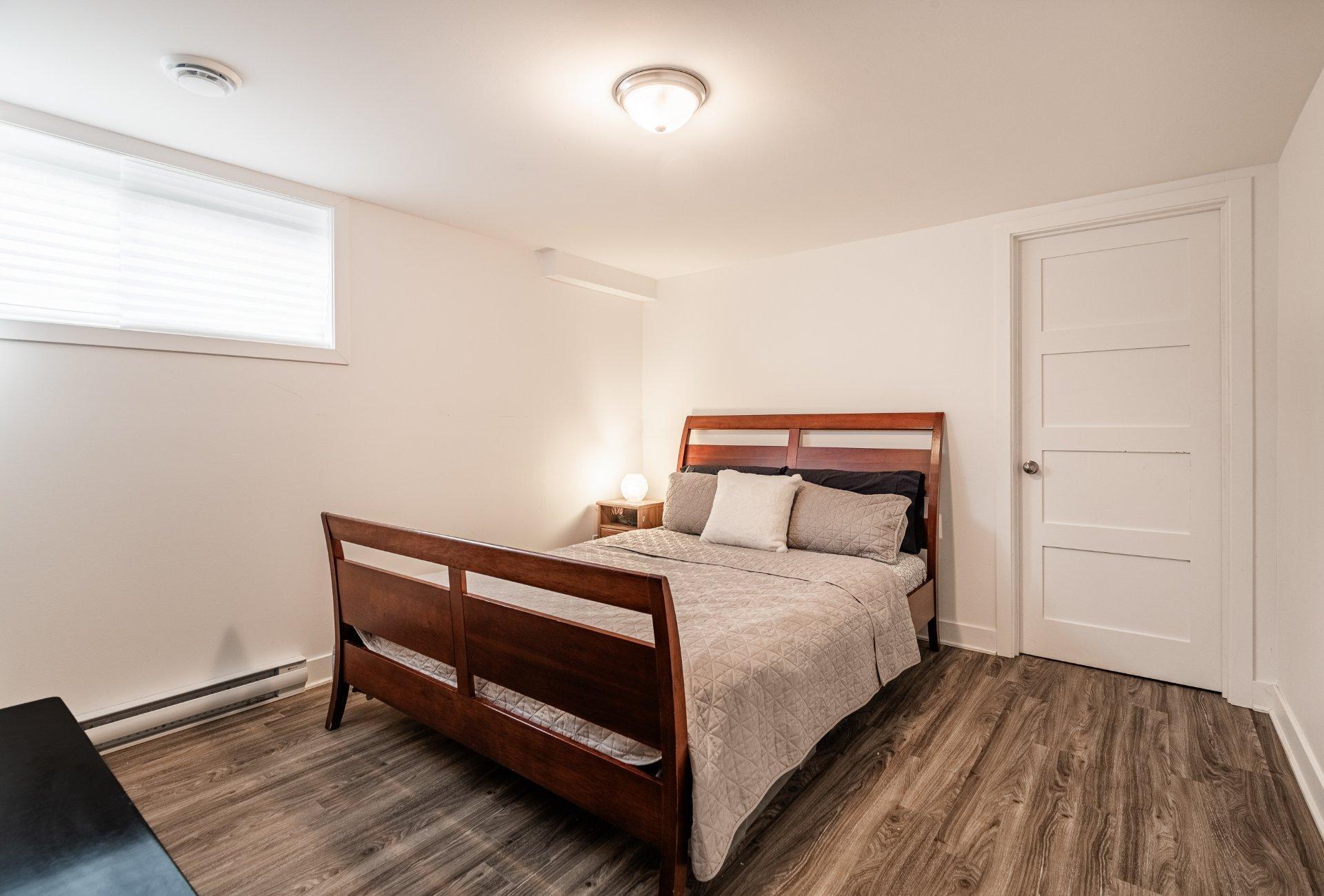 









1160


Rue De Bougainville

,
Saint-Bruno-de-Montarville,




QC
J3V3E7

