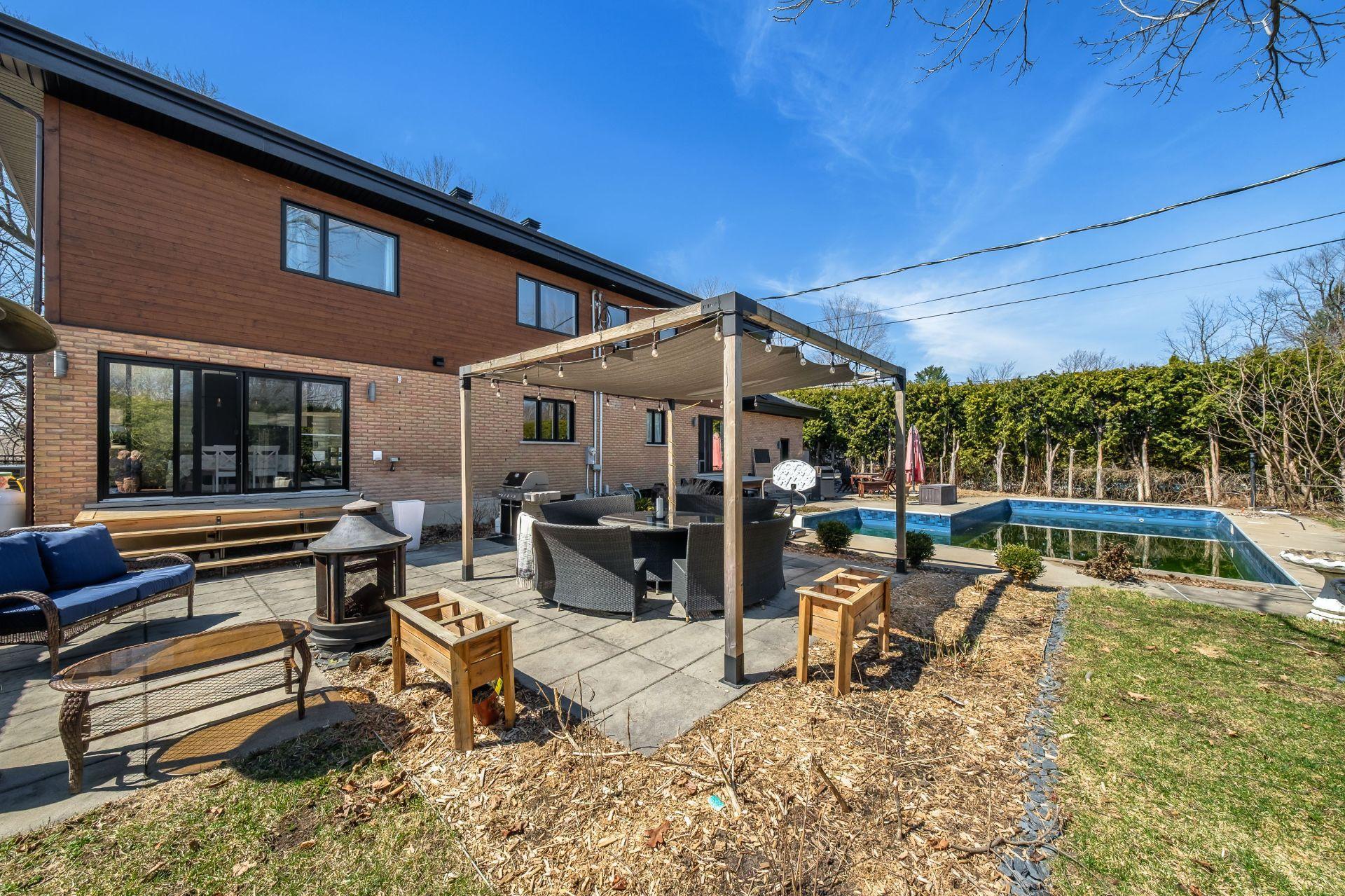 









1160


Rue De Bougainville

,
Saint-Bruno-de-Montarville,




QC
J3V3E7

