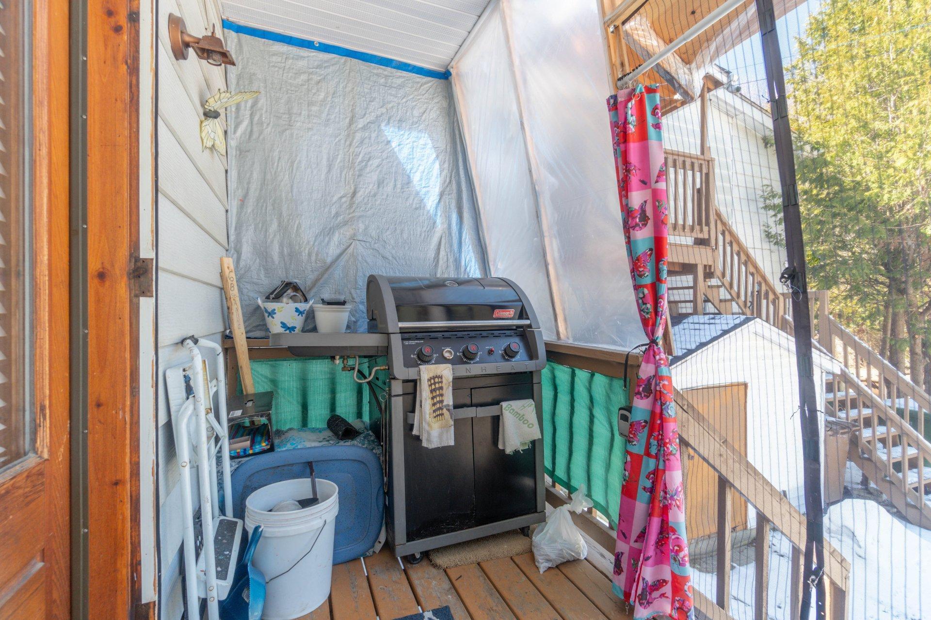 









64

 - 68


Rue St-André

,
Mont-Blanc,




QC
J0T2G0

