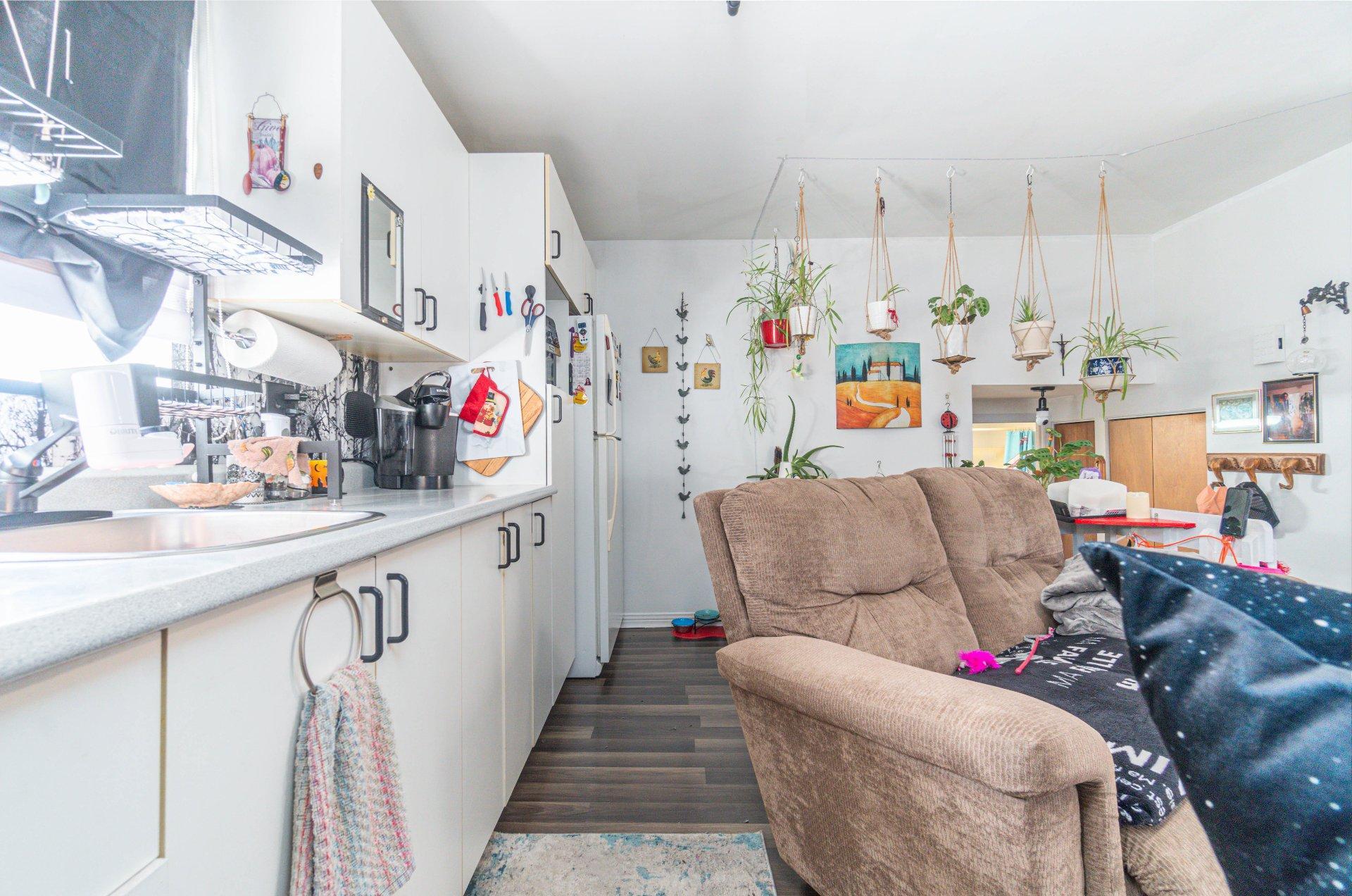 









64

 - 68


Rue St-André

,
Mont-Blanc,




QC
J0T2G0


