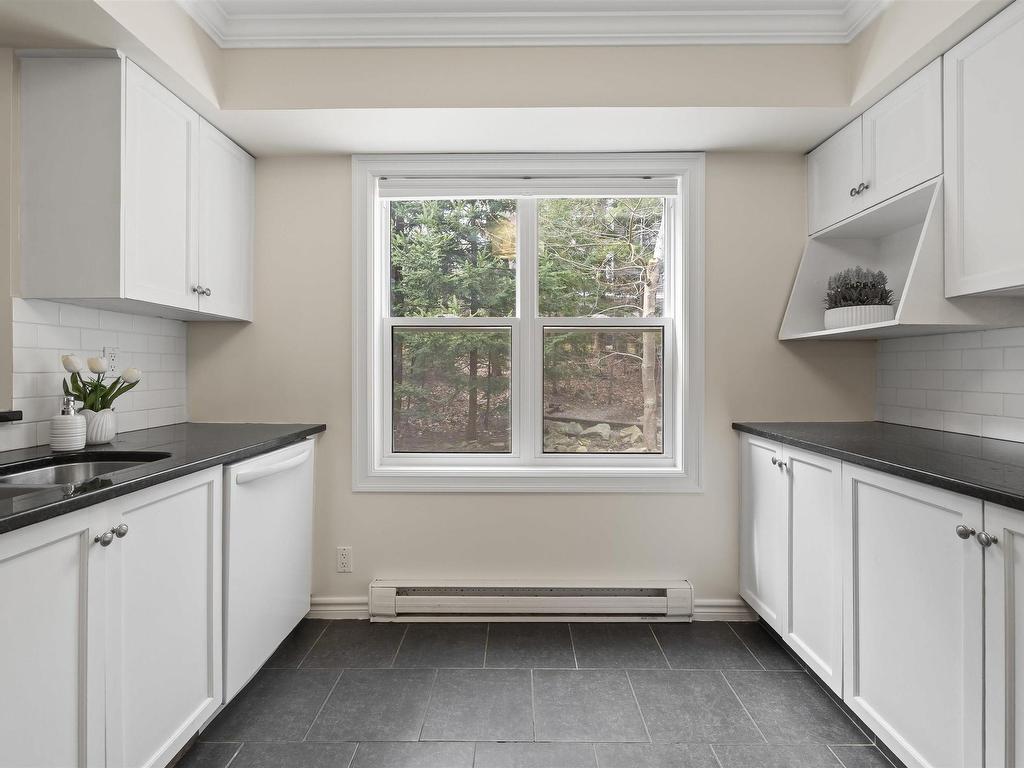 












14 Moirs Mill Road

,
Bedford,




NS
B4A 3Y6

