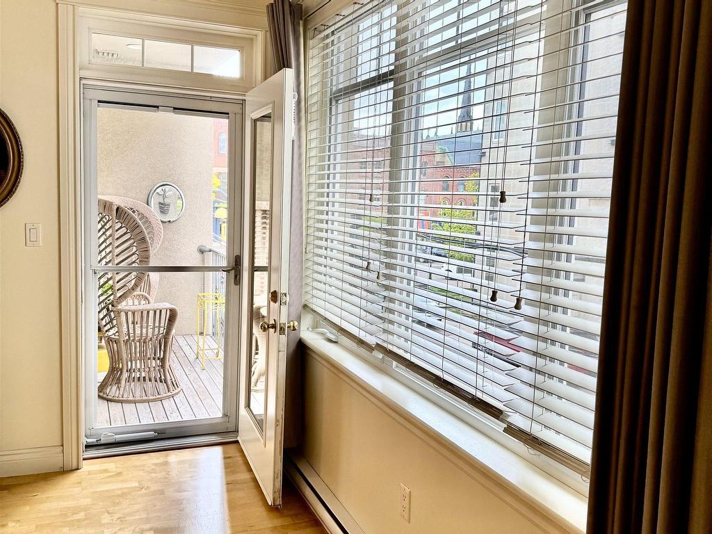 












201 111 Richmond Street

,
Charlottetown,




PE
C1A 1R7

