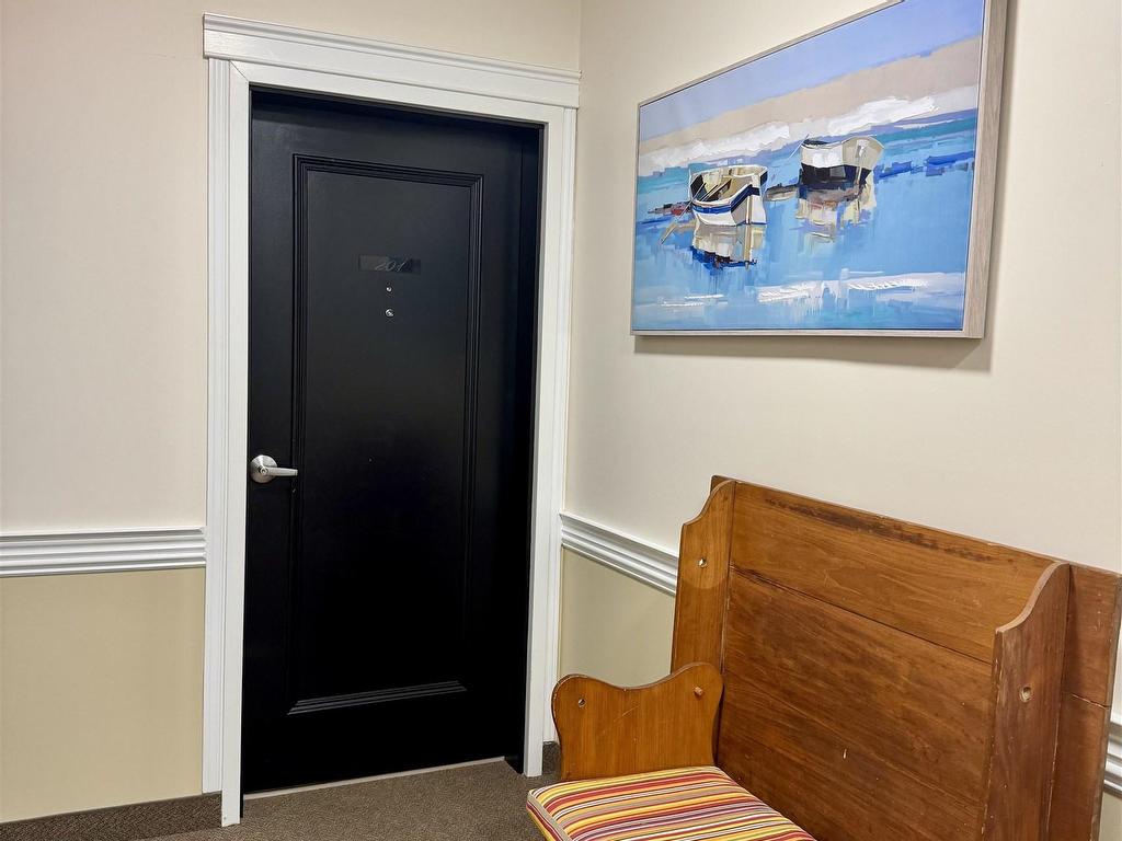 












201 111 Richmond Street

,
Charlottetown,




PE
C1A 1R7

