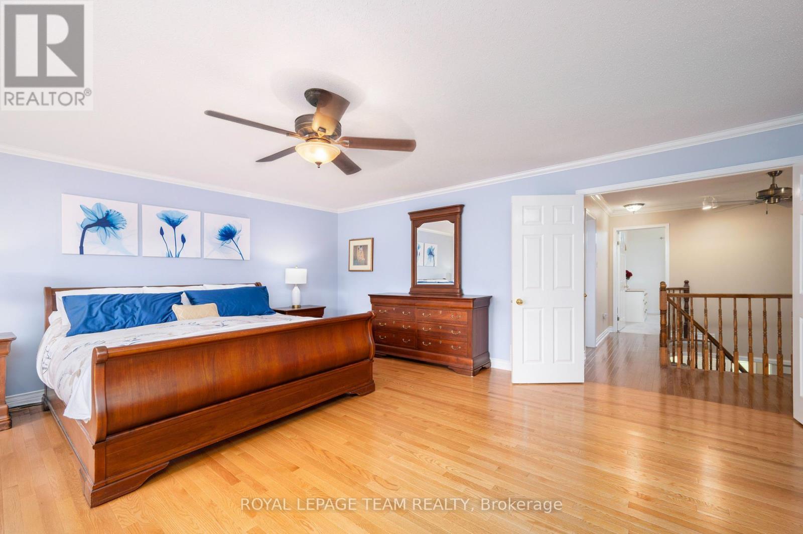 












5530 PETTAPIECE CRESCENT

,
Ottawa,




Ontario
K4M1C5

