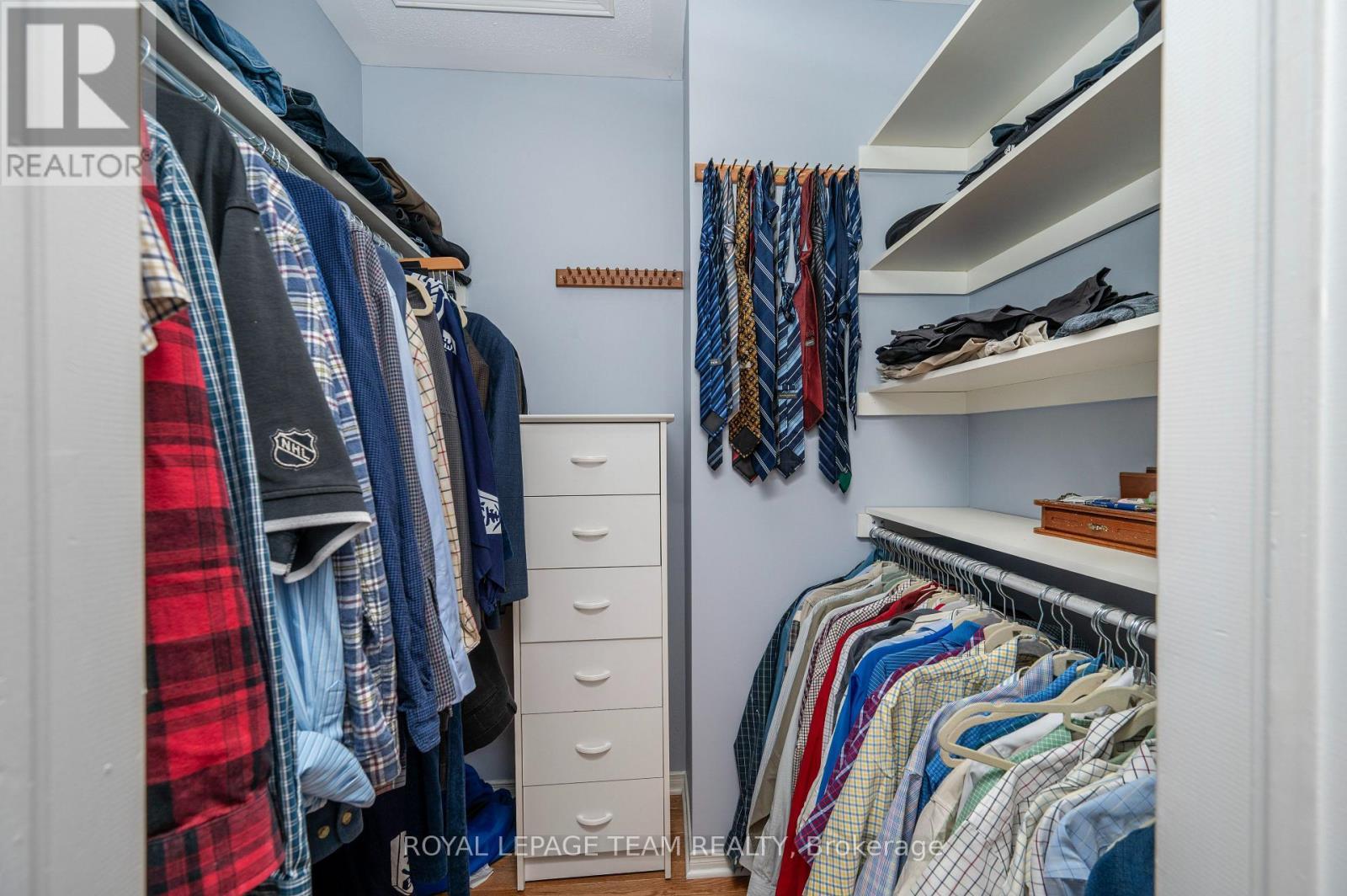 












5530 PETTAPIECE CRESCENT

,
Ottawa,




Ontario
K4M1C5

