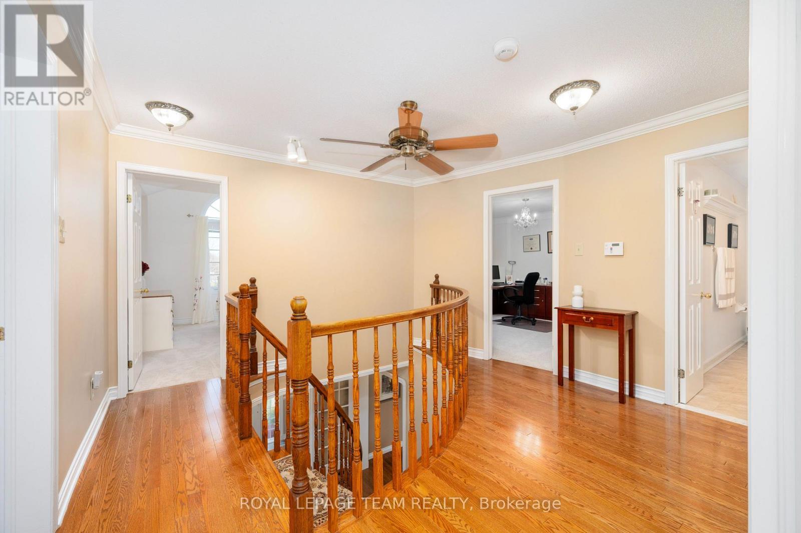 












5530 PETTAPIECE CRESCENT

,
Ottawa,




Ontario
K4M1C5


