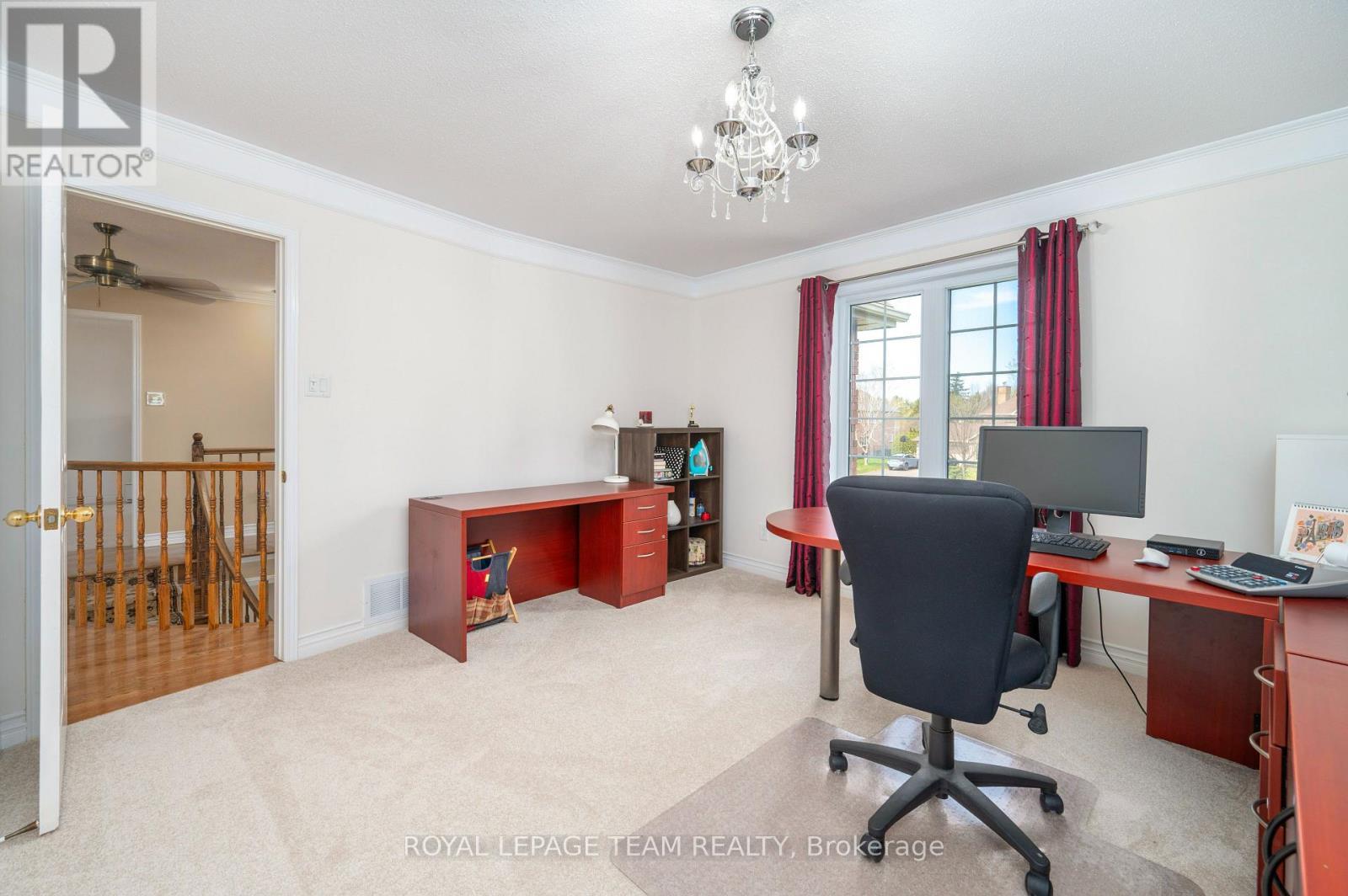 












5530 PETTAPIECE CRESCENT

,
Ottawa,




Ontario
K4M1C5

