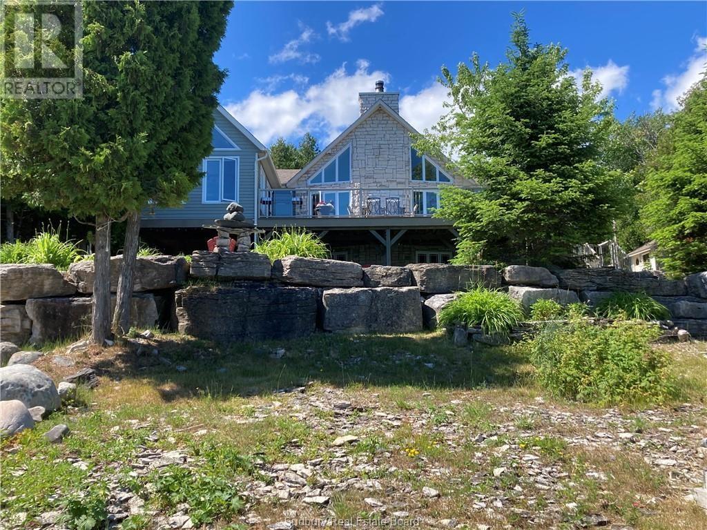 












151 Lakeshore Road

,
Tehkummah, Manitoulin Island,




Ontario
P0P2C0

