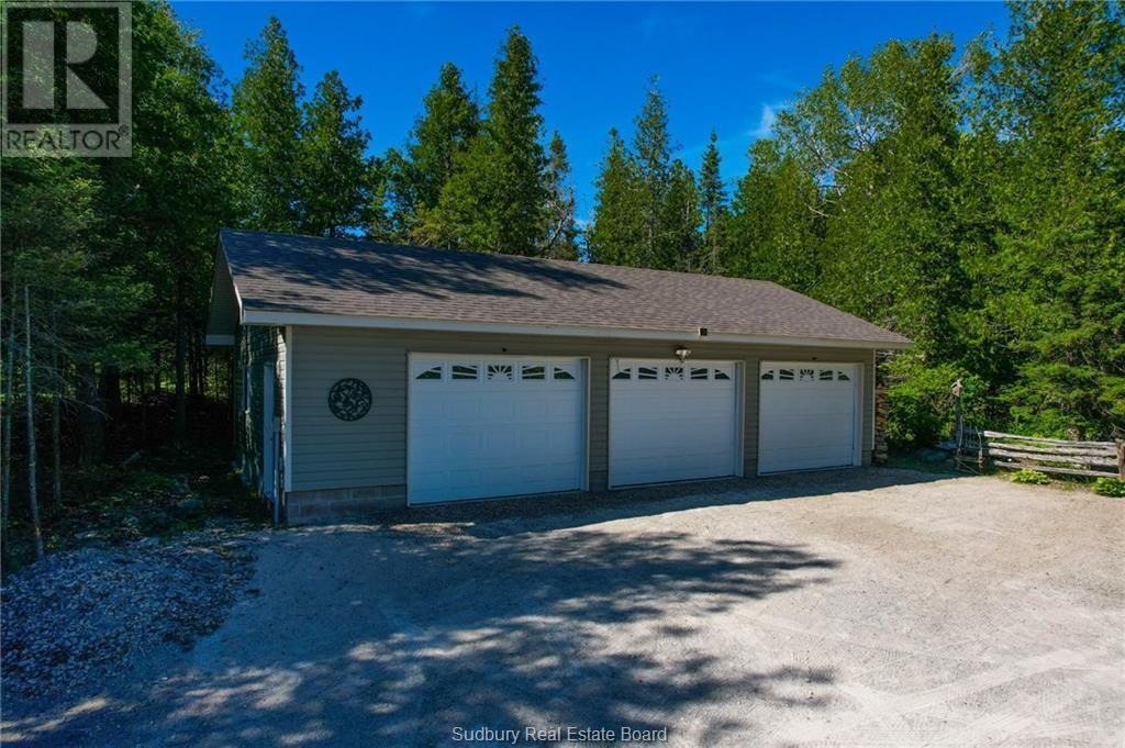 












151 Lakeshore Road

,
Tehkummah, Manitoulin Island,




Ontario
P0P2C0


