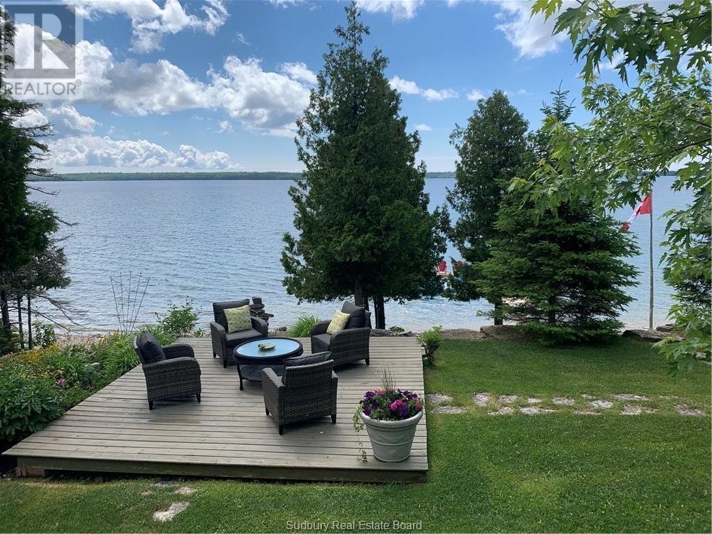 












151 Lakeshore Road

,
Tehkummah, Manitoulin Island,




Ontario
P0P2C0

