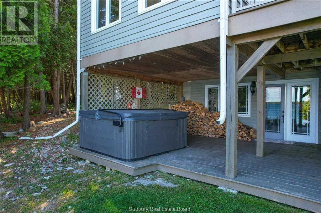 












151 Lakeshore Road

,
Tehkummah, Manitoulin Island,




Ontario
P0P2C0

