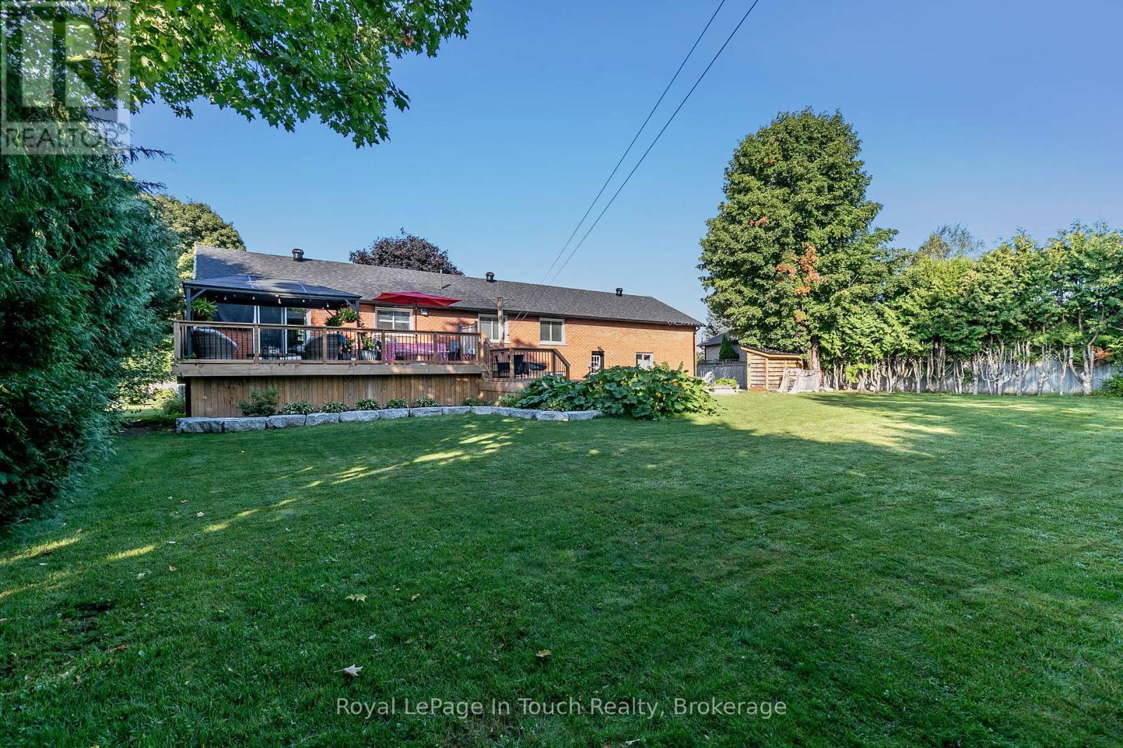 












5 ST PATRICKS WAY

,
Tiny (Perkinsfield),




Ontario
L0L2J0

