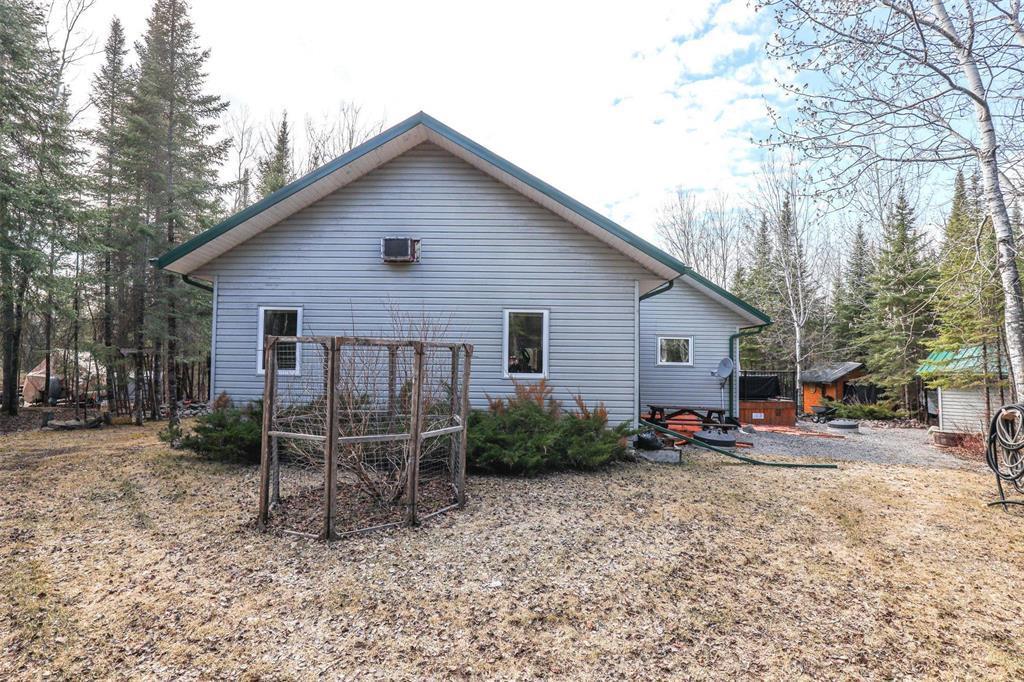 












7 MCKAY LOOP Road

,
Alexander RM,




Manitoba
R0E1A0

