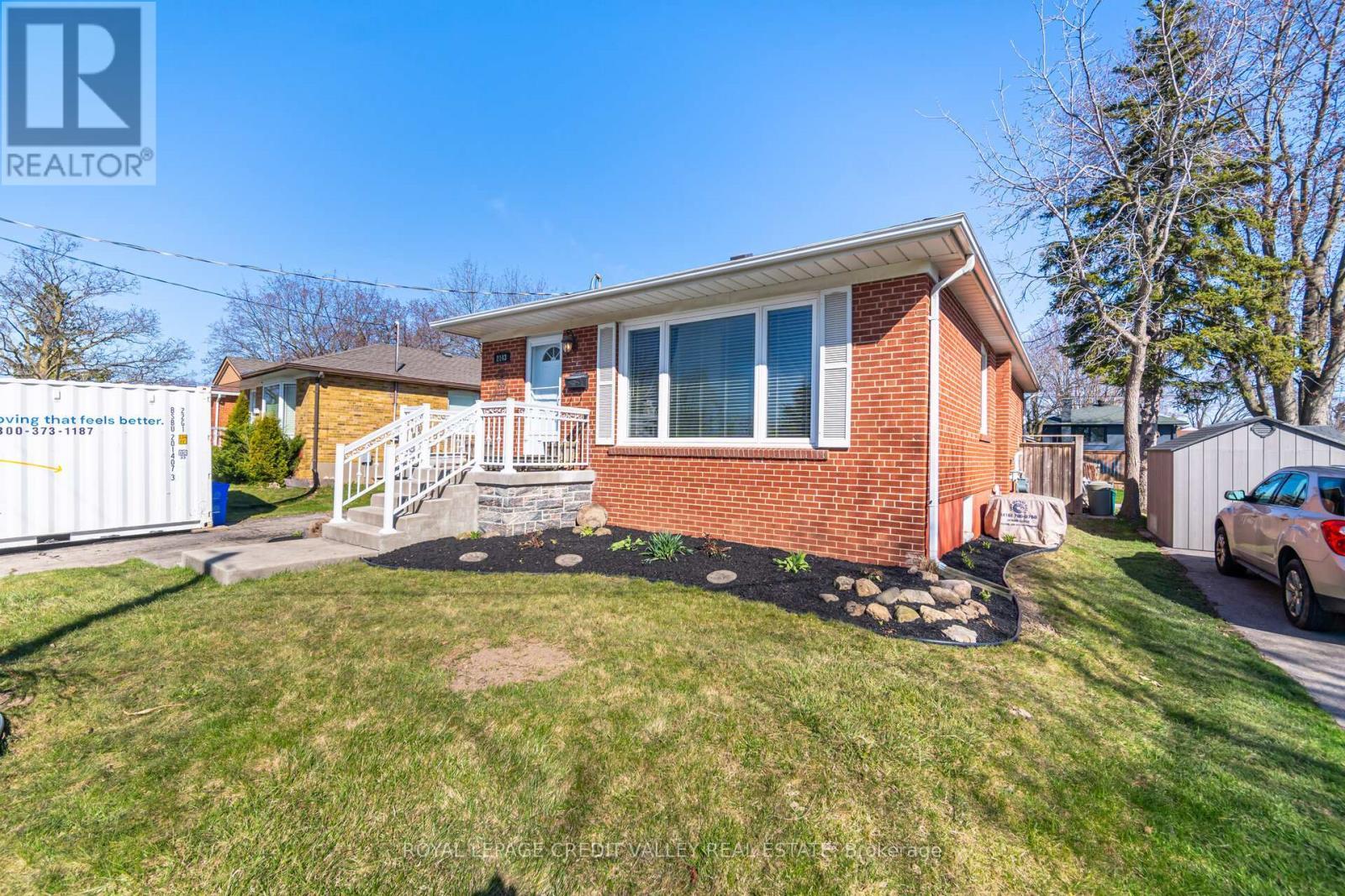 












2143 MOUNTAINSIDE DRIVE

,
Burlington,




Ontario
L7P1B3

