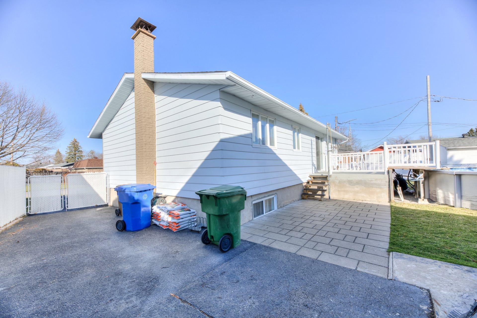 









160


Rue Gastineau

,
Saint-Eustache,




QC
J7P3T7


