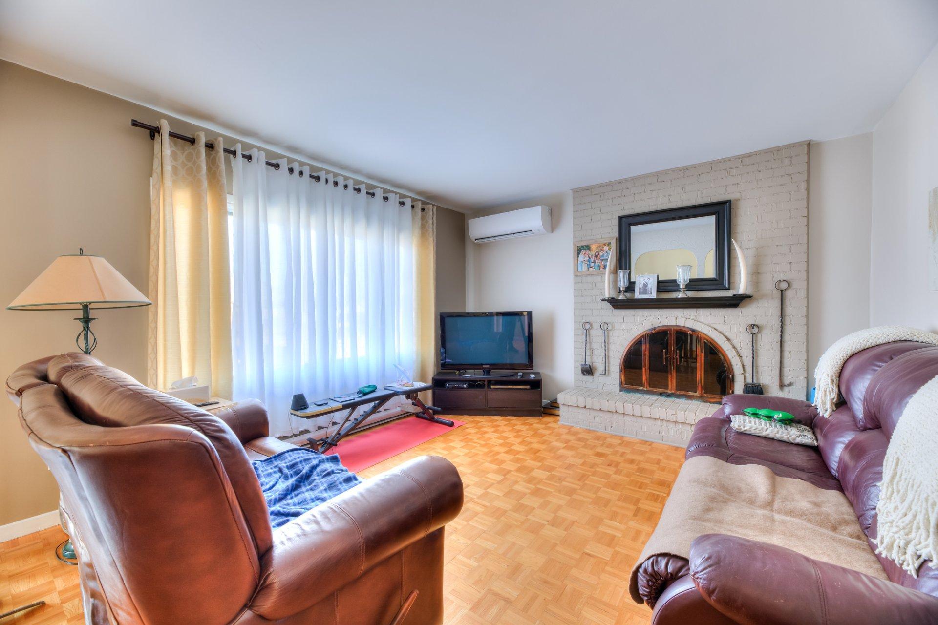 









160


Rue Gastineau

,
Saint-Eustache,




QC
J7P3T7

