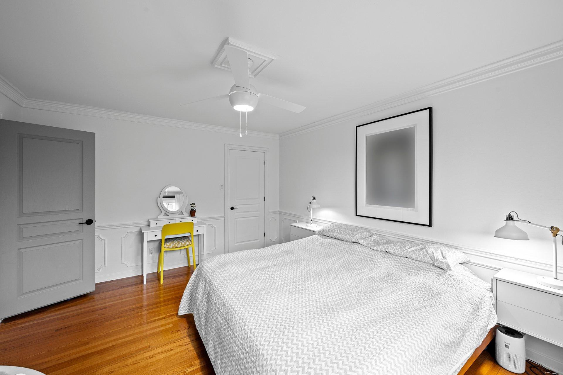 









2860


Av. de Peribonka

,
Laval (Duvernay),




QC
H7E1B6

