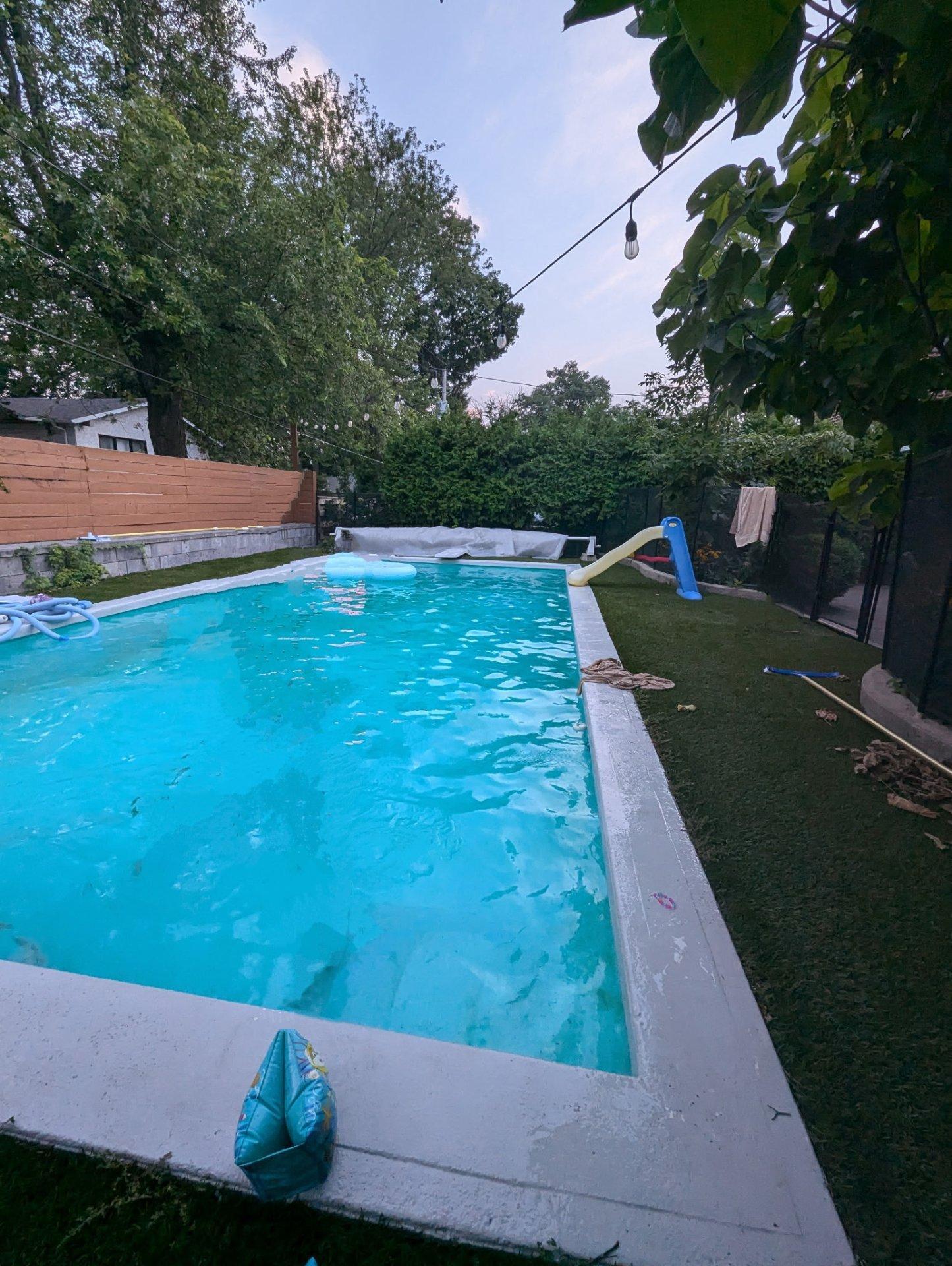 









2860


Av. de Peribonka

,
Laval (Duvernay),




QC
H7E1B6

