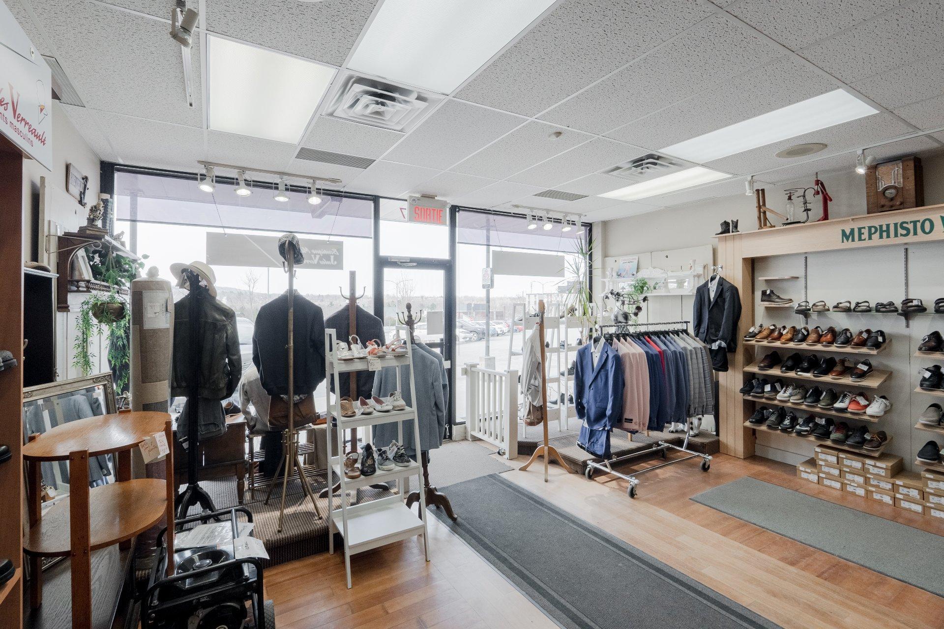 









2287


Rue King O.

,
Sherbrooke (Les Nations),




QC
J1J2G2

