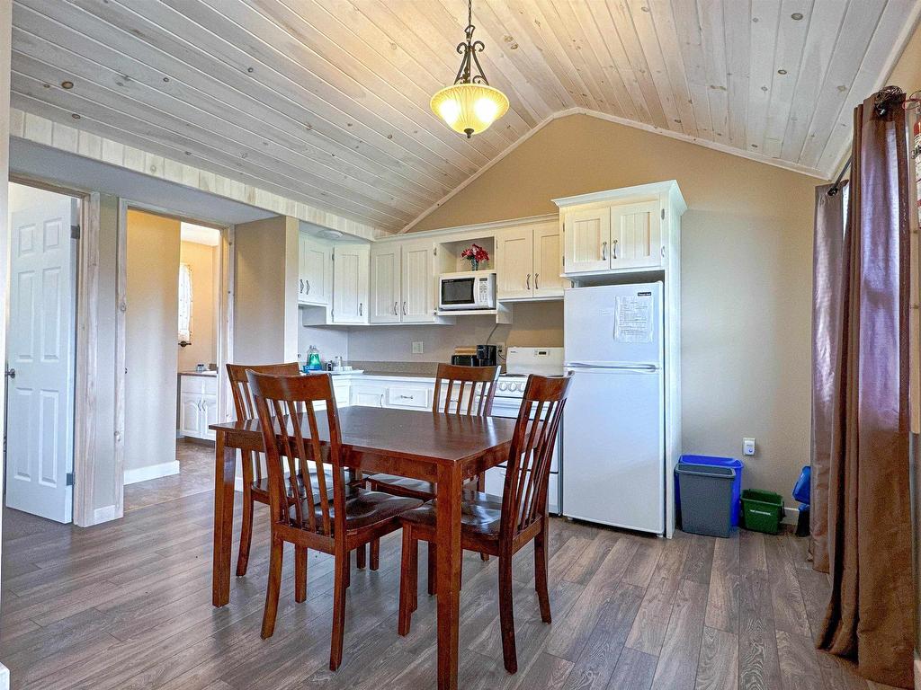 












7567 Cavendish Road

,
North Rustico,




PE
C0A 1X0


