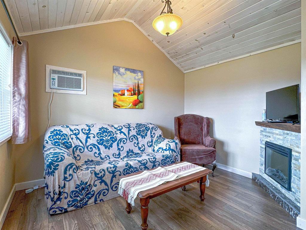 












7567 Cavendish Road

,
North Rustico,




PE
C0A 1X0

