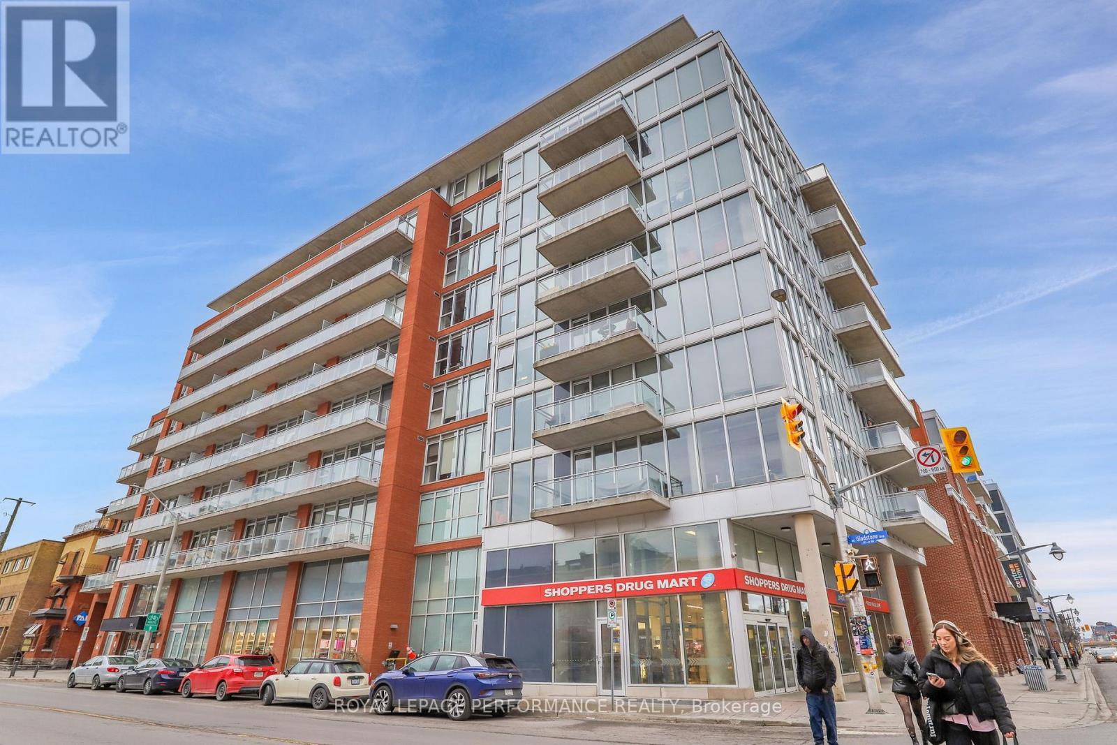 












815 - 354 GLADSTONE AVENUE N

,
Ottawa,




Ontario
K2P0R4

