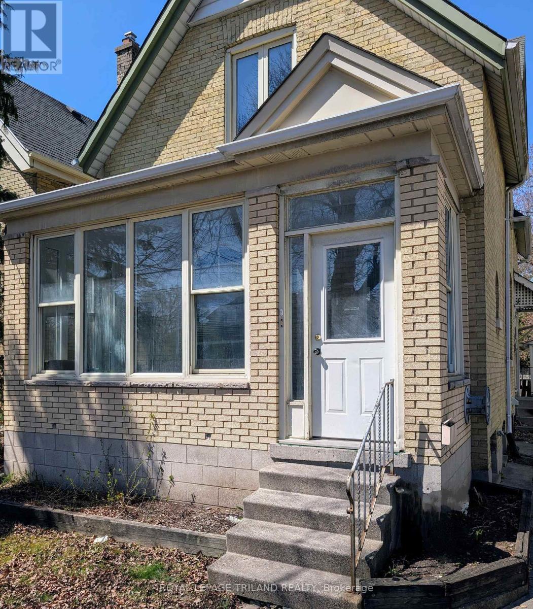 












MAIN - 572 OXFORD STREET E

,
London East (East B),




Ontario
N5Y3J1

