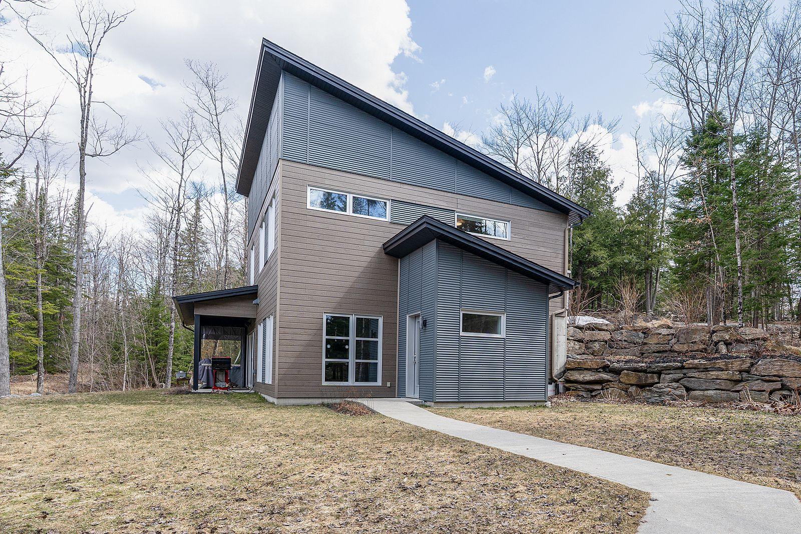 









1759


Ch. Godin

,
Sherbrooke (Brompton/Rock Forest/Saint-Élie/Deauville),




QC
J1R0H8

