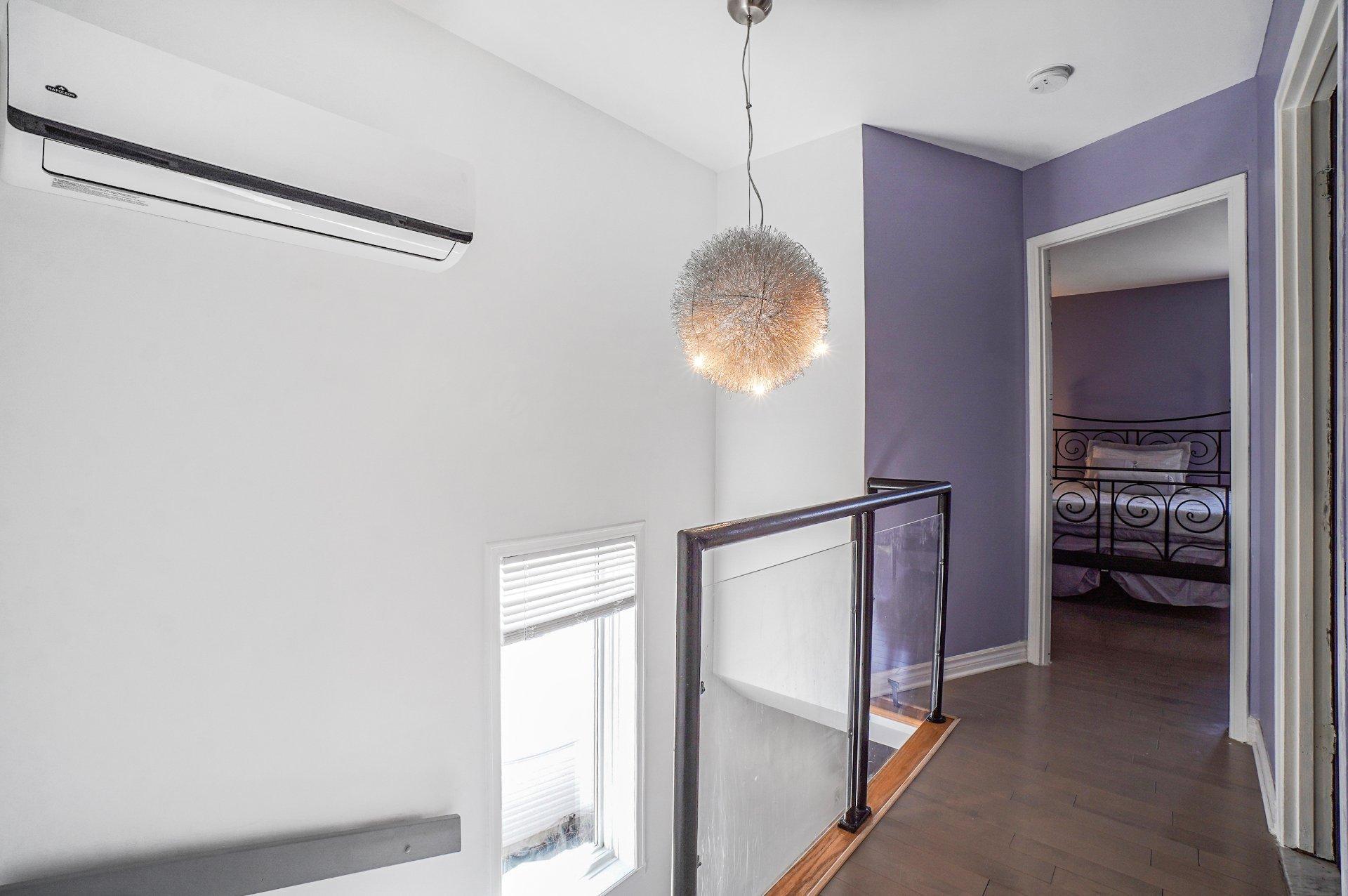 









8472


Rue Bellecombe

,
Laval (Auteuil),




QC
H7H2Z9

