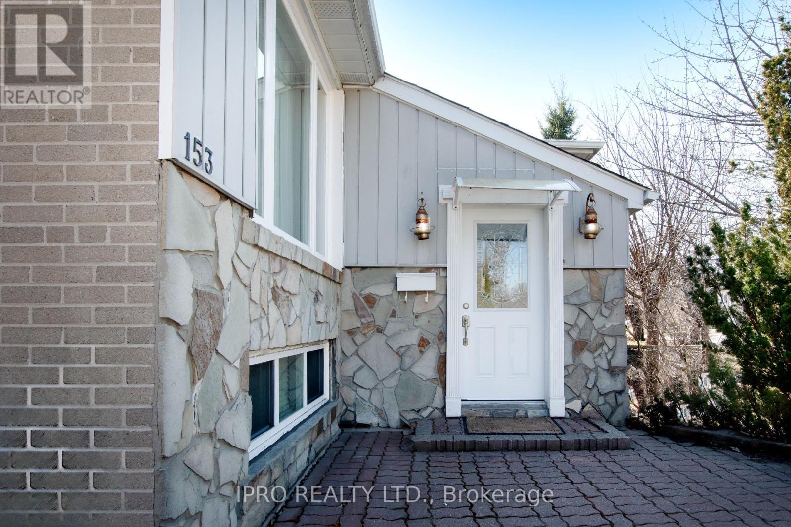 












153 GOULDING AVENUE

,
Toronto,




Ontario
M2M1L5


