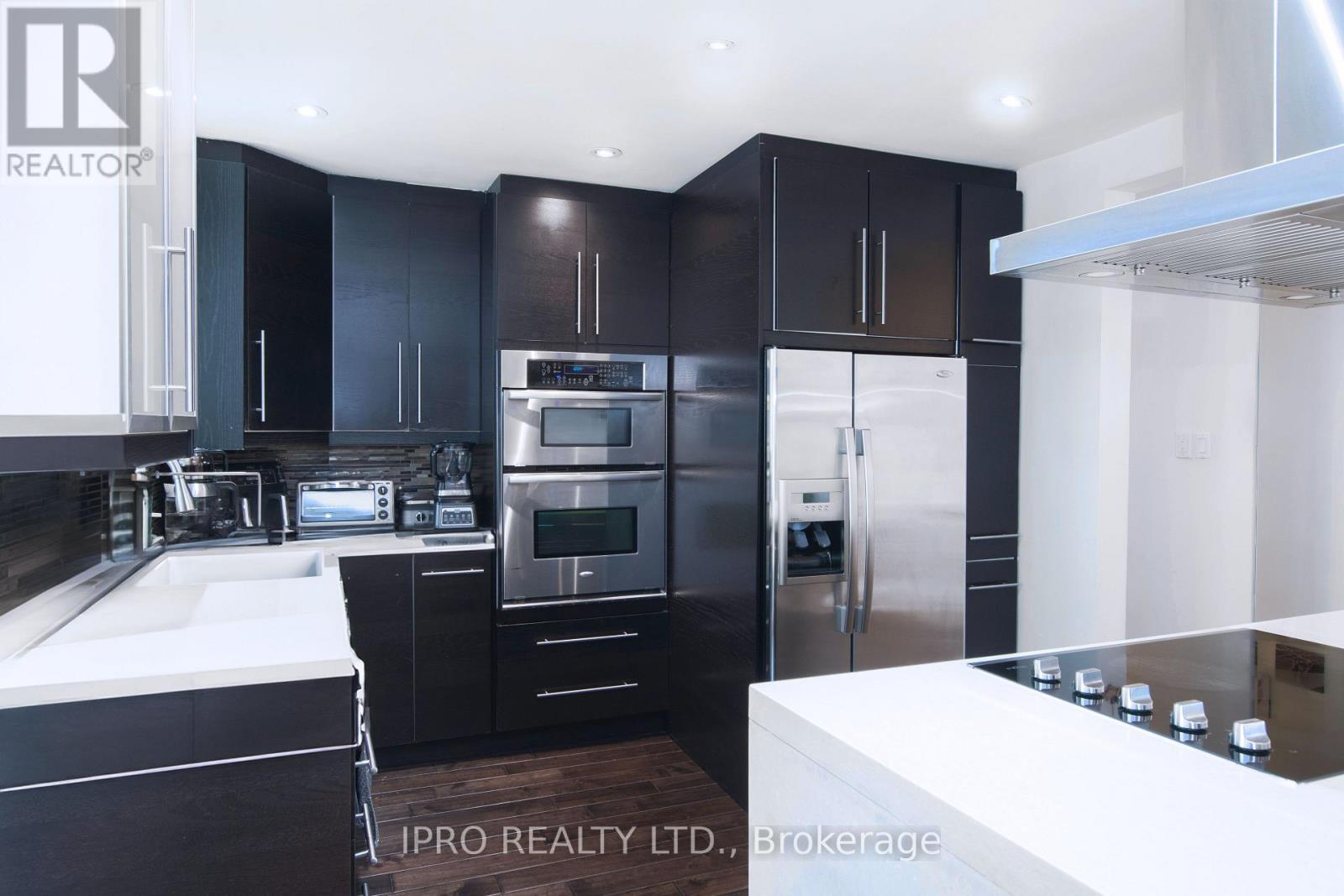 












153 GOULDING AVENUE

,
Toronto,




Ontario
M2M1L5

