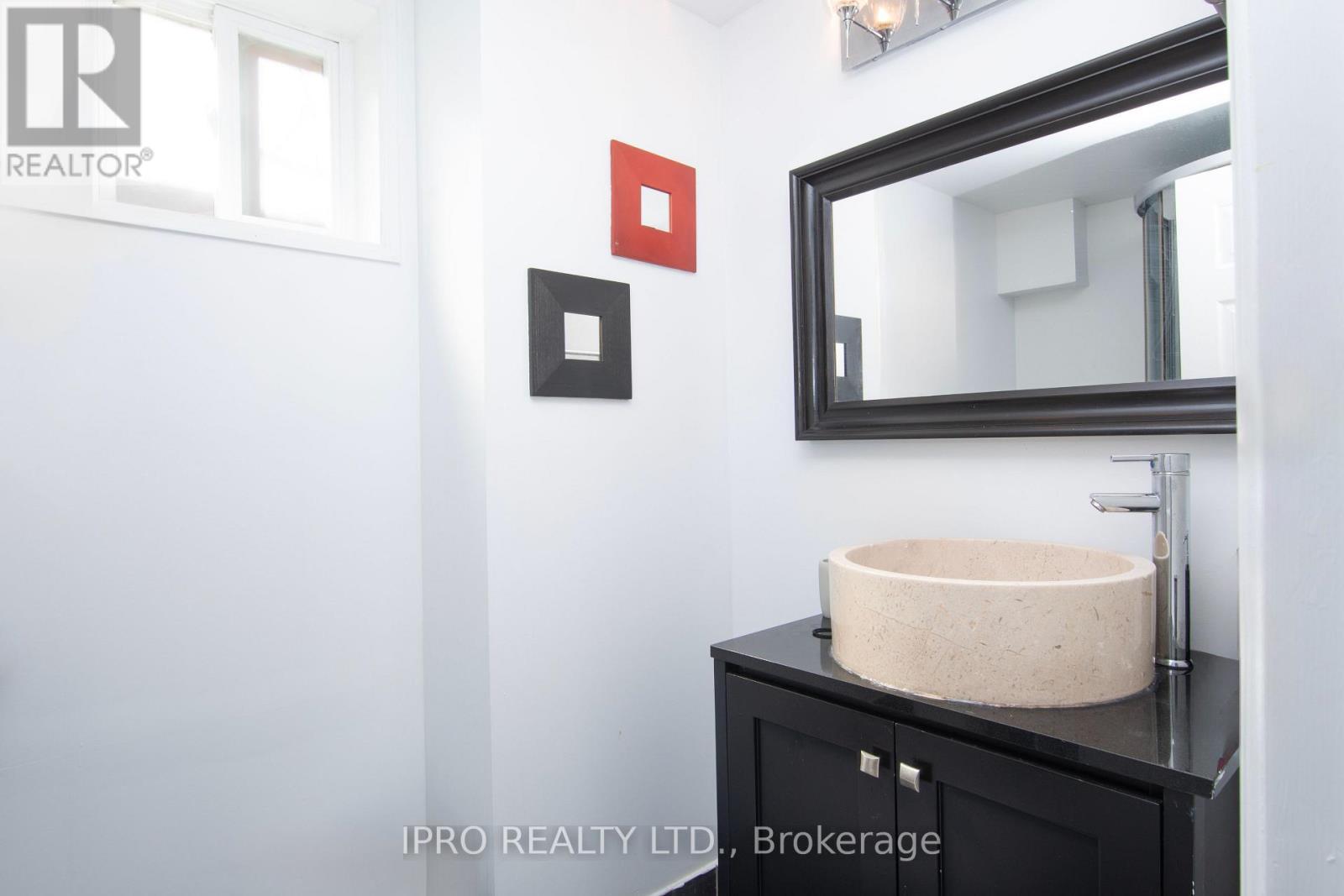 












153 GOULDING AVENUE

,
Toronto,




Ontario
M2M1L5

