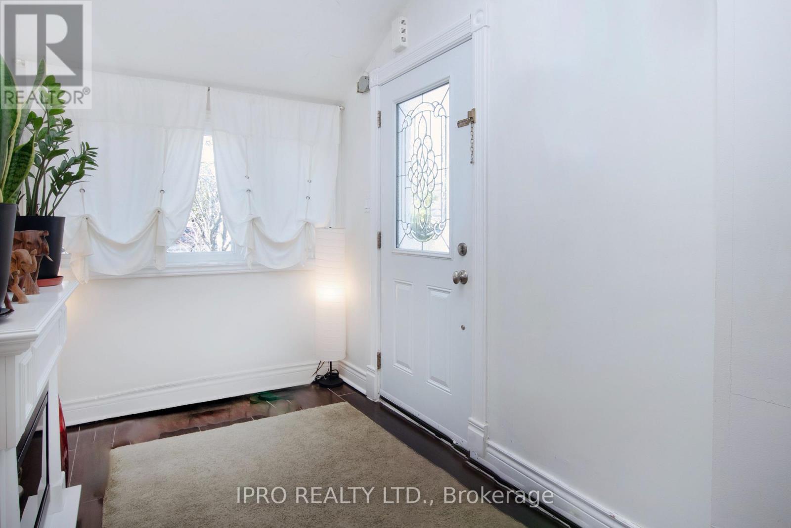 












153 GOULDING AVENUE

,
Toronto,




Ontario
M2M1L5

