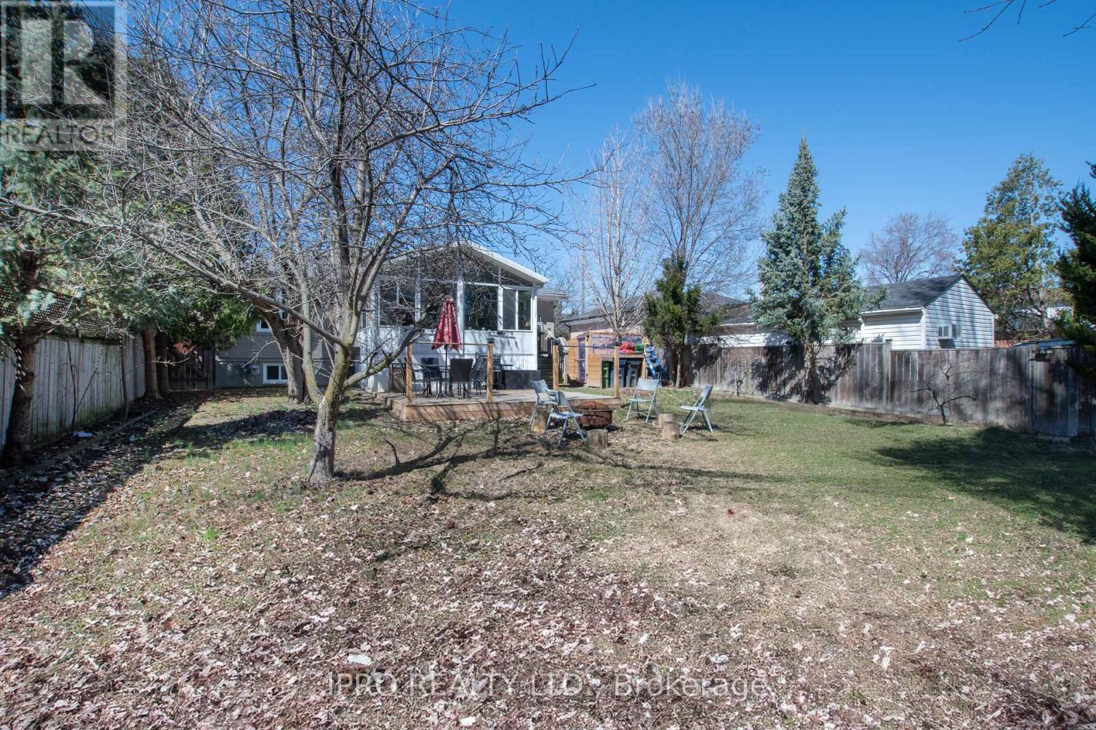 












153 GOULDING AVENUE

,
Toronto,




Ontario
M2M1L5

