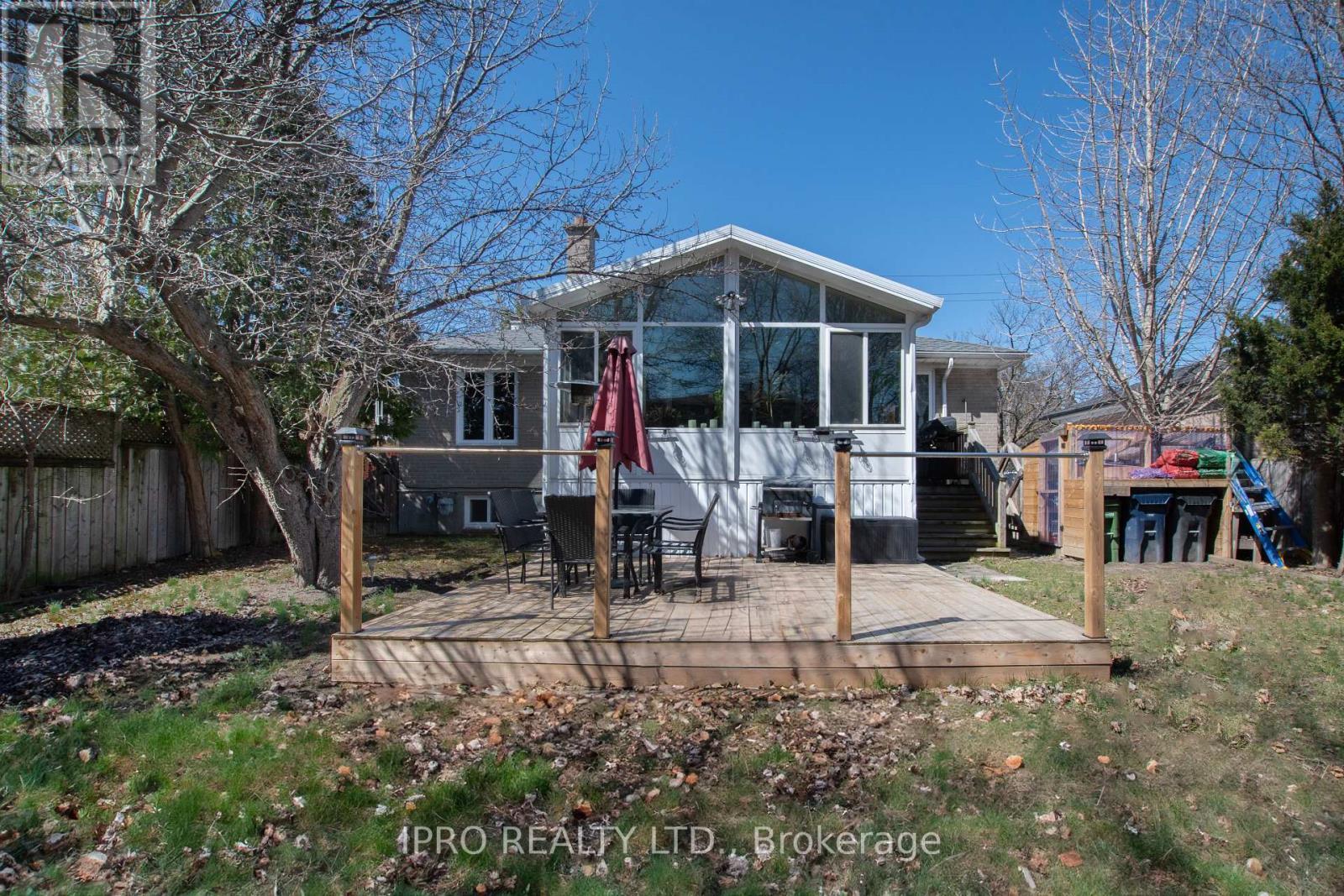 












153 GOULDING AVENUE

,
Toronto,




Ontario
M2M1L5

