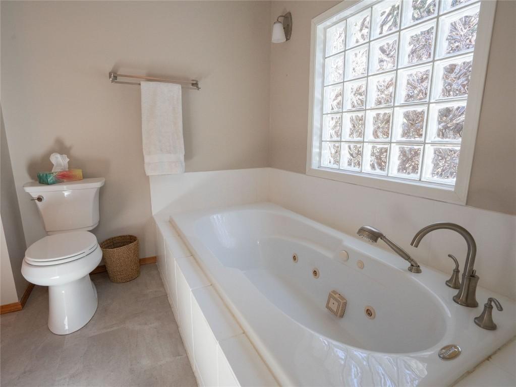 









101


McGowan

Road,
Oliver,




BC
V0H 1T2

