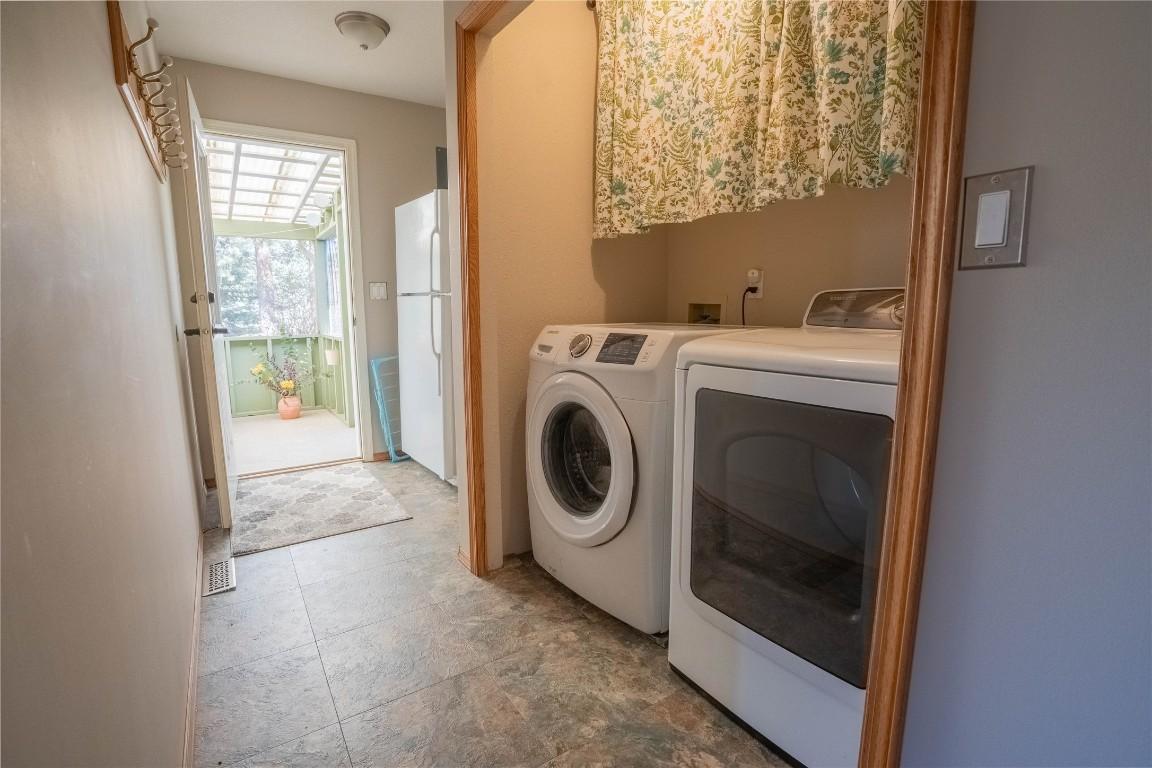 









101


McGowan

Road,
Oliver,




BC
V0H 1T2

